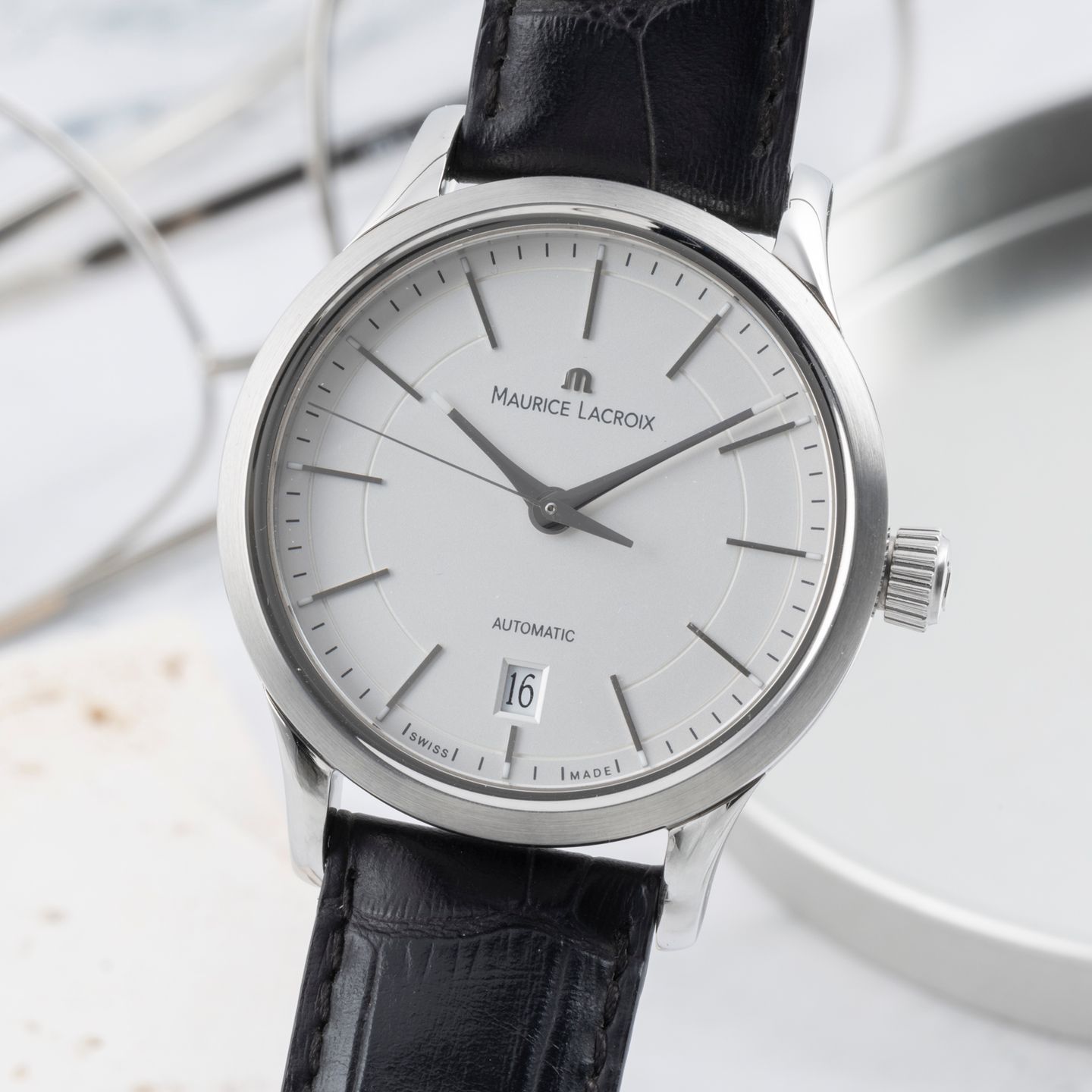 Maurice Lacroix Les Classiques Date LC6017-SS001-130 (Unknown (random serial)) - Silver dial 38 mm Steel case (3/8)