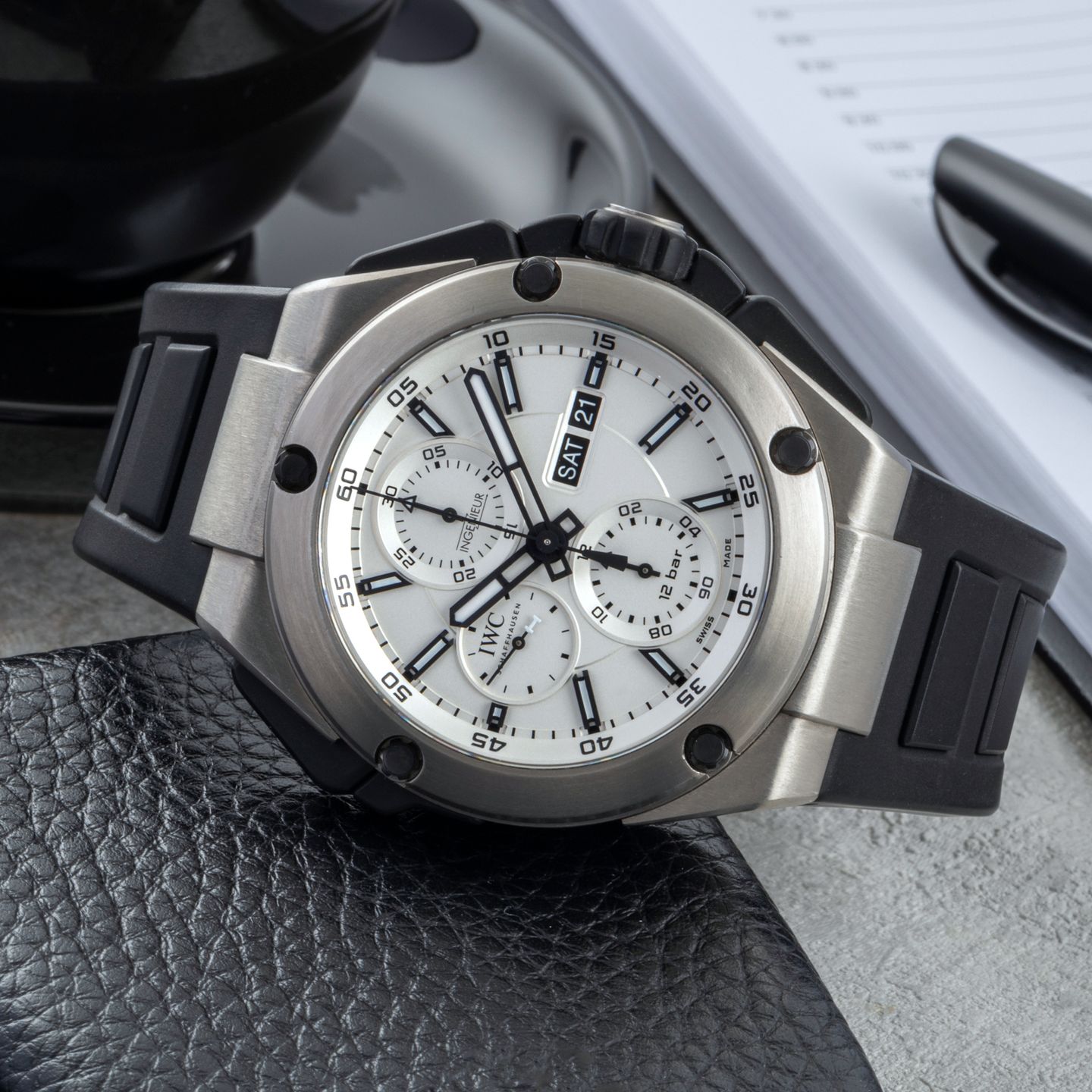 IWC Ingenieur Double Chronograph Titanium IW386501 - (2/8)