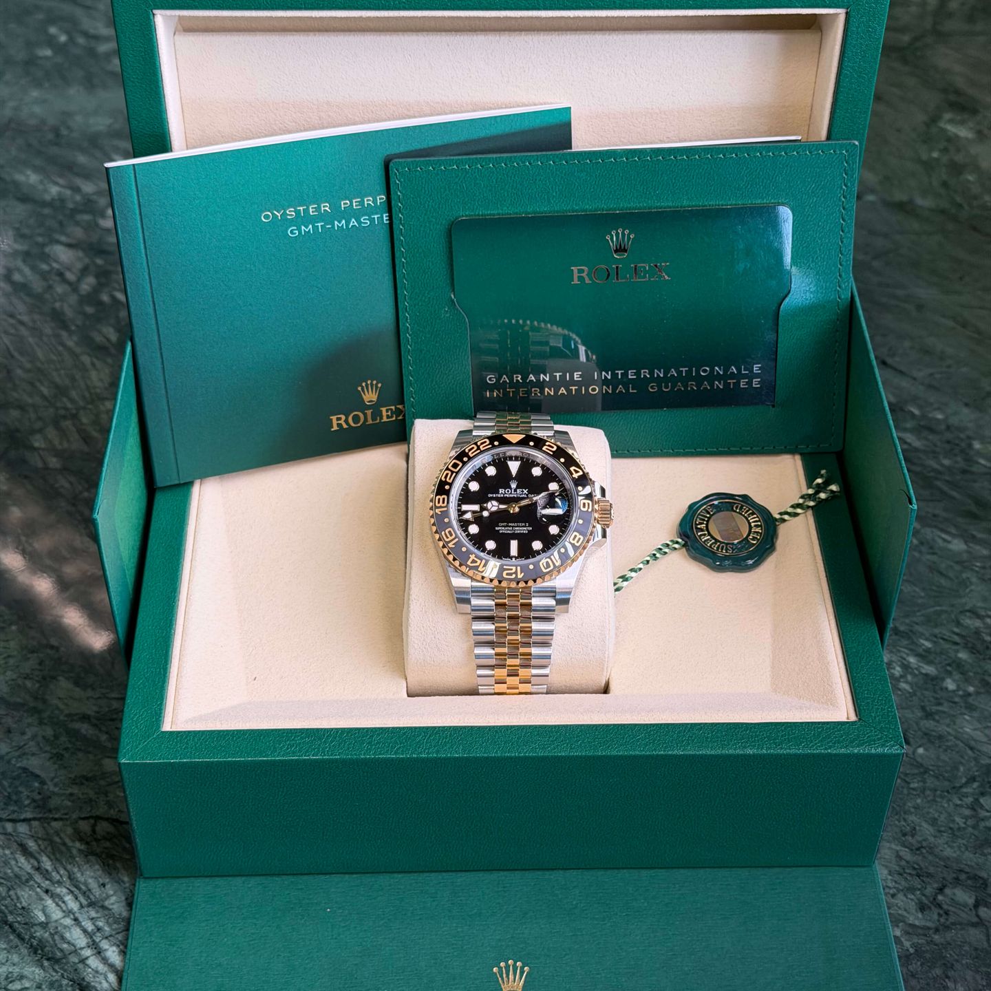 Rolex GMT-Master II 126713GRNR - (2/7)