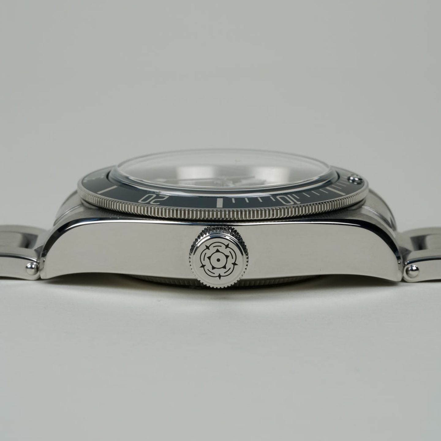 Tudor Black Bay 79230B (2024) - Black dial 41 mm Steel case (7/8)