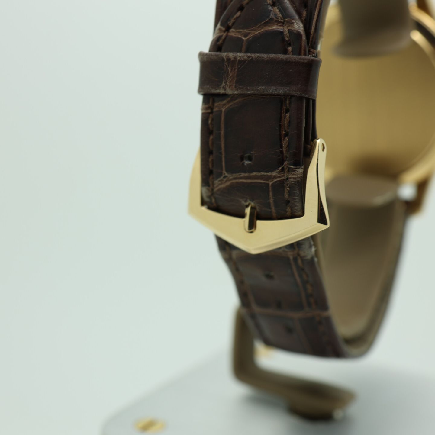 Patek Philippe Calatrava 5227J - (7/8)