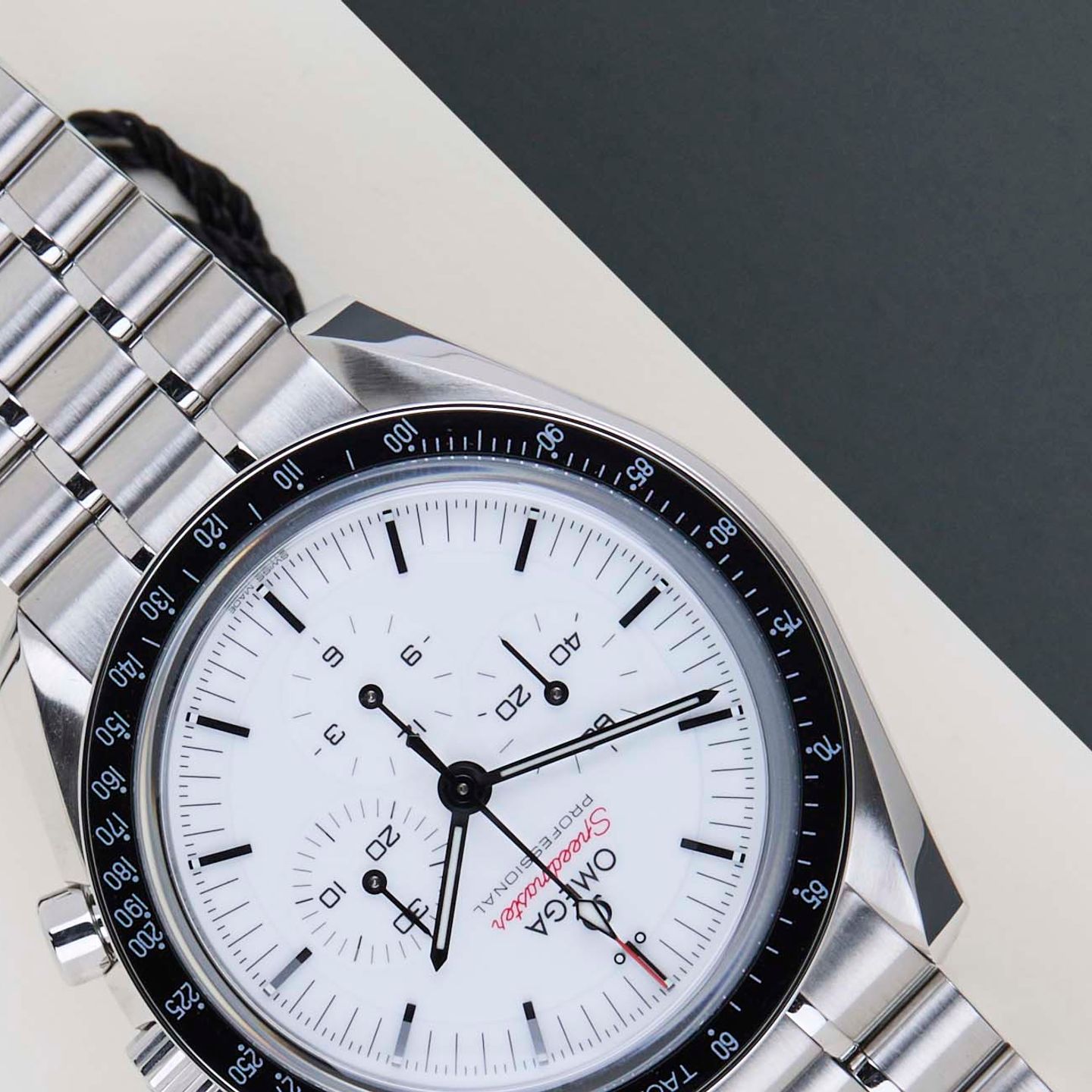 Omega Speedmaster Professional Moonwatch 310.30.42.50.04.001 - (4/8)