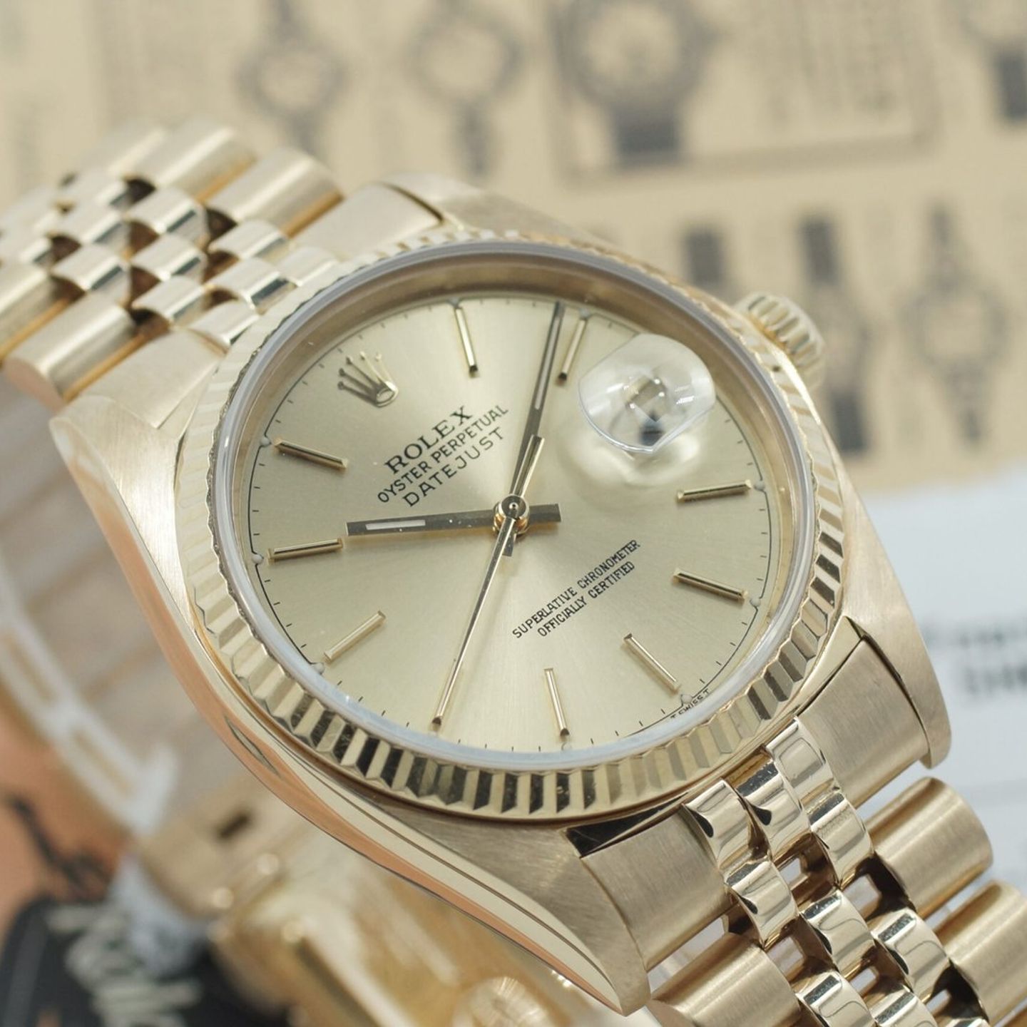 Rolex Datejust 36 16018 (1978) - Champagne dial 36 mm Yellow Gold case (1/8)