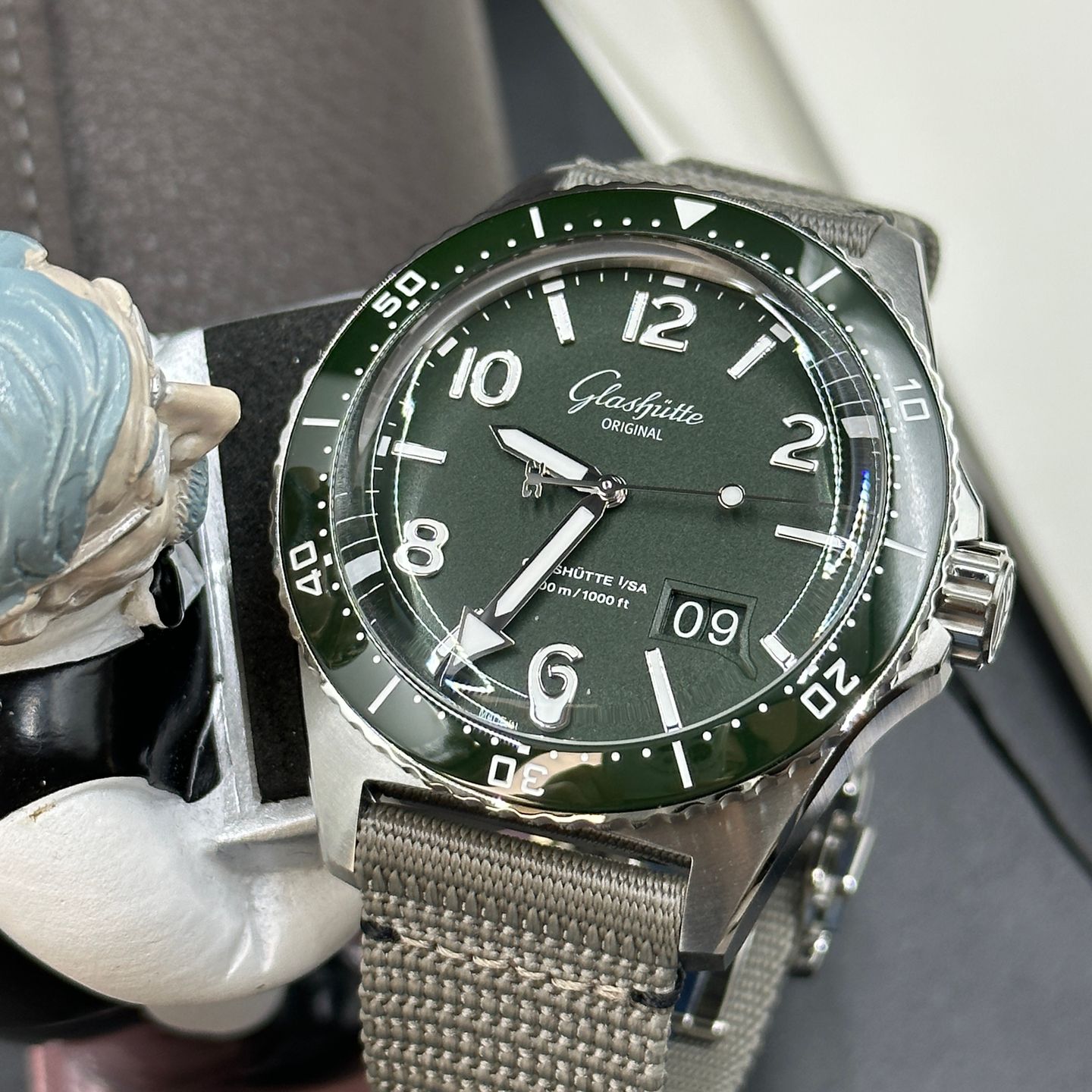 Glashütte Original SeaQ Panorama Date 1-36-13-07-83-34 (2022) - Green dial 43 mm Steel case (5/5)