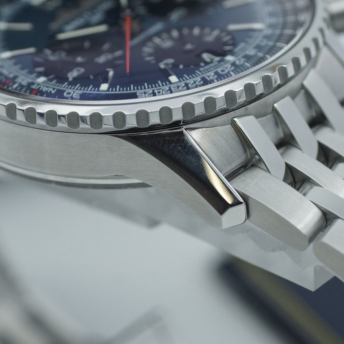 Breitling Navitimer 1 B01 Chronograph AB0139 - (2/8)