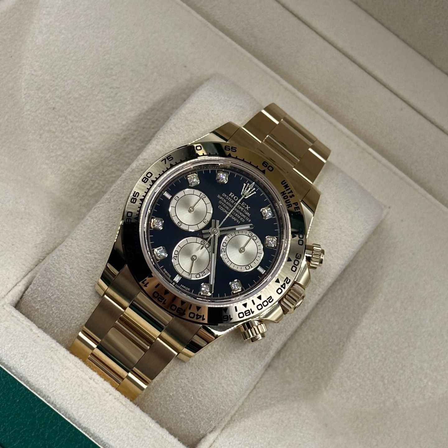 Rolex Daytona 126508 (2024) - Zwart wijzerplaat 40mm Geelgoud (8/8)