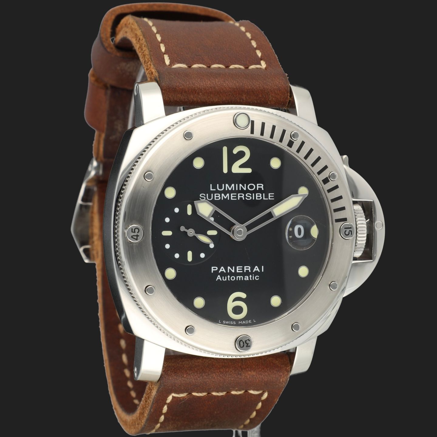 Panerai Luminor Submersible PAM00024 (2017) - Black dial 44 mm Steel case (4/8)