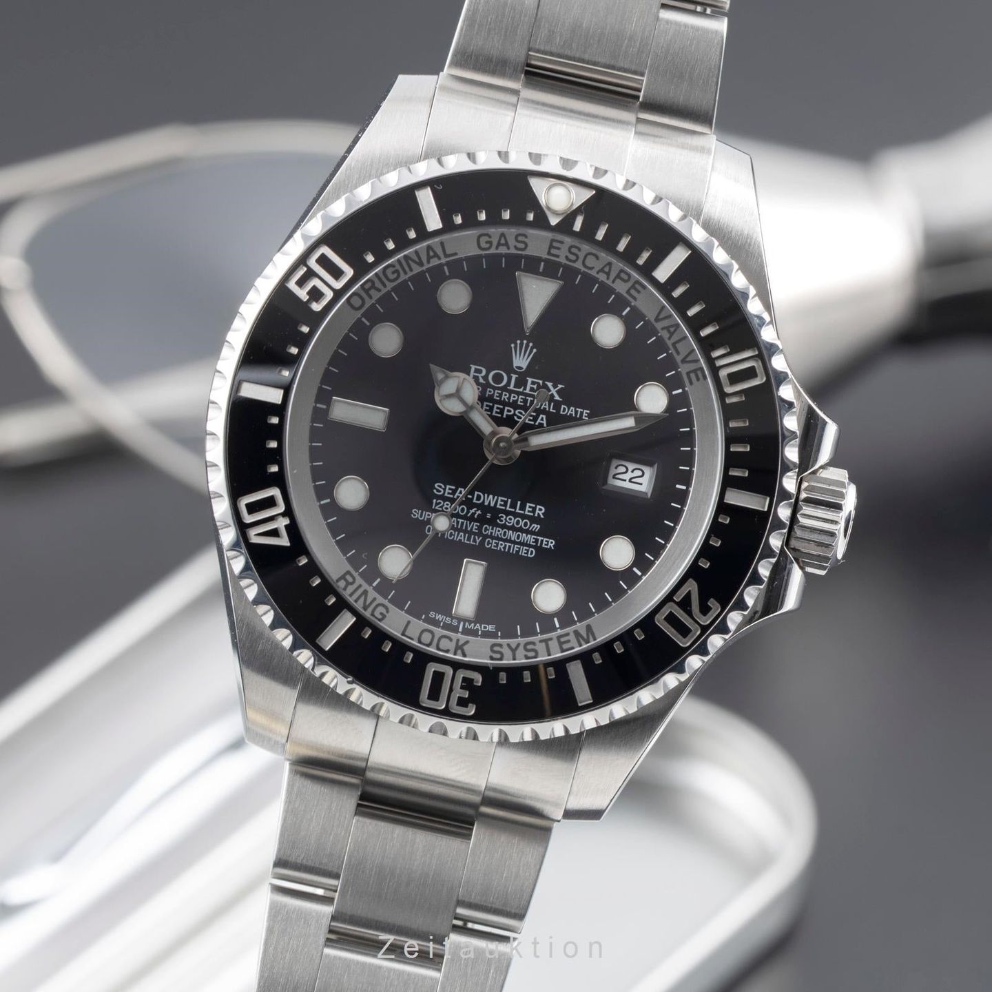 Rolex Sea-Dweller Deepsea 116660 (Unknown (random serial)) - Black dial 44 mm Steel case (1/8)