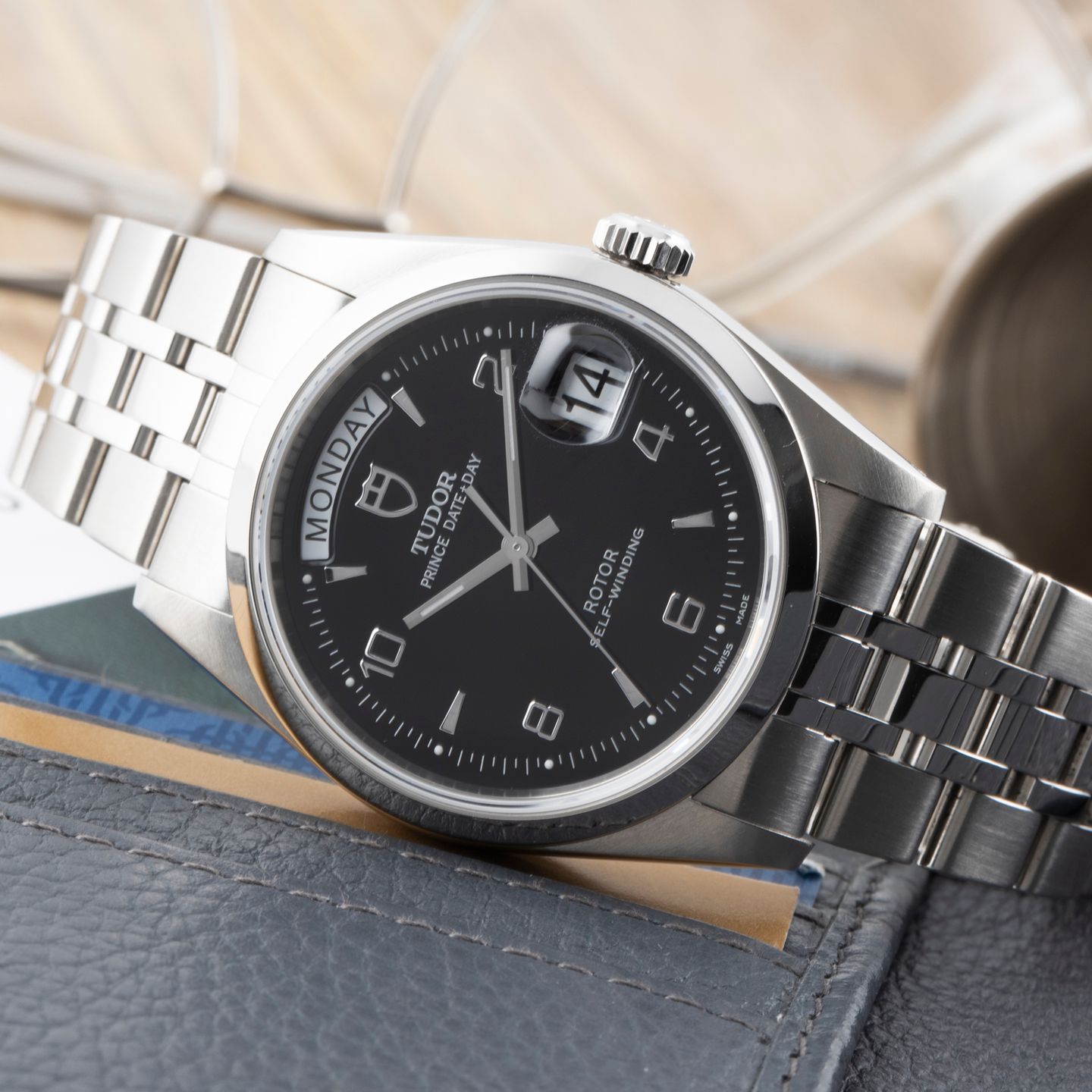 Tudor Prince Date 76200 - (2/8)