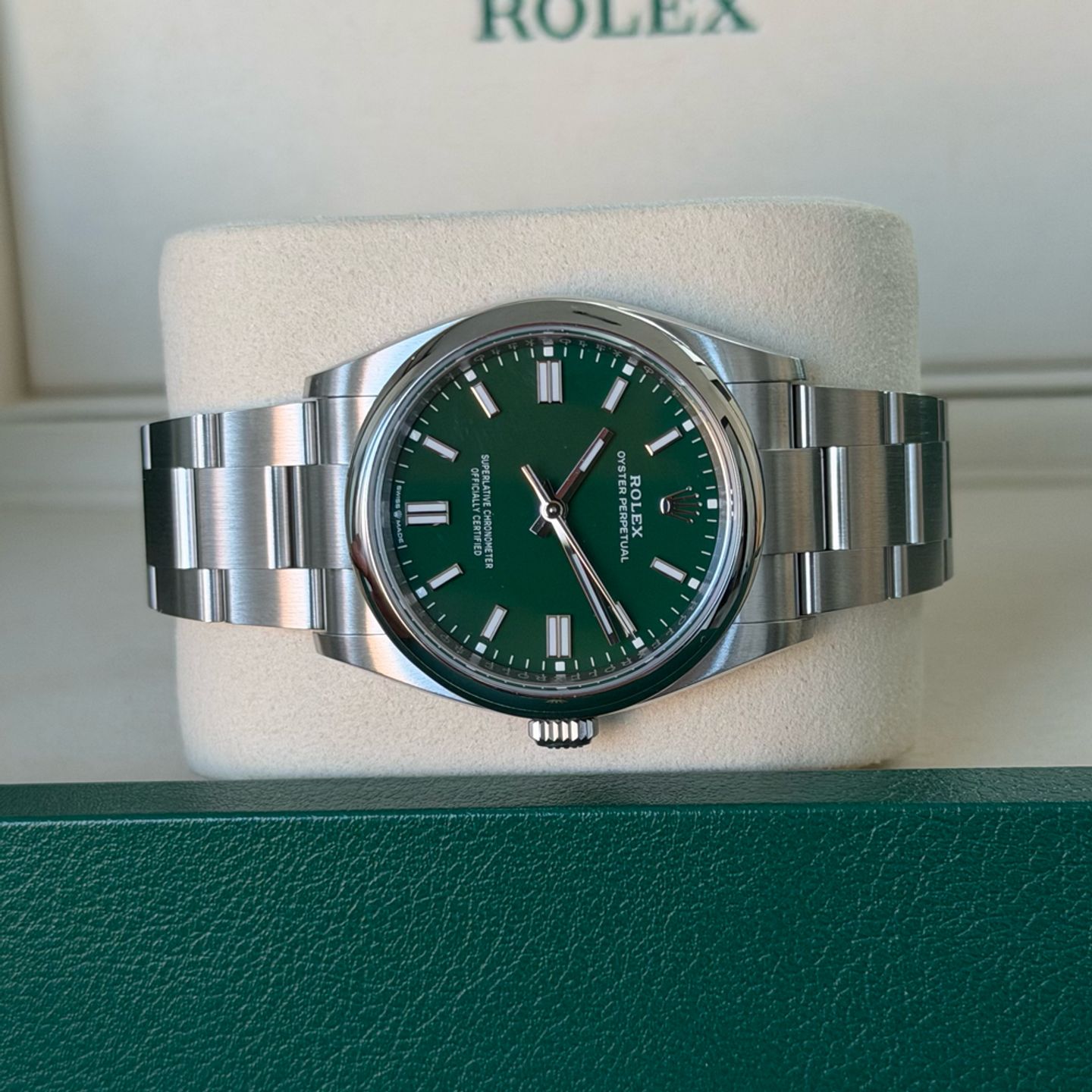 Rolex Oyster Perpetual 36 126000 - (5/6)