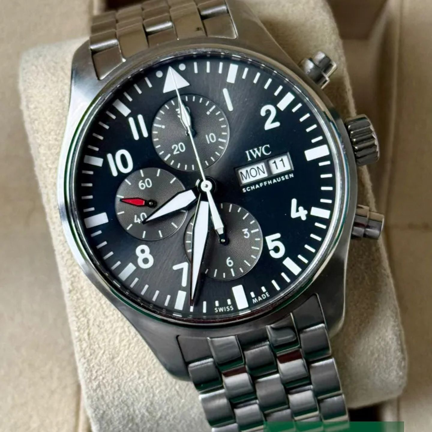 IWC Pilot Spitfire Chronograph IW377719 - (1/7)
