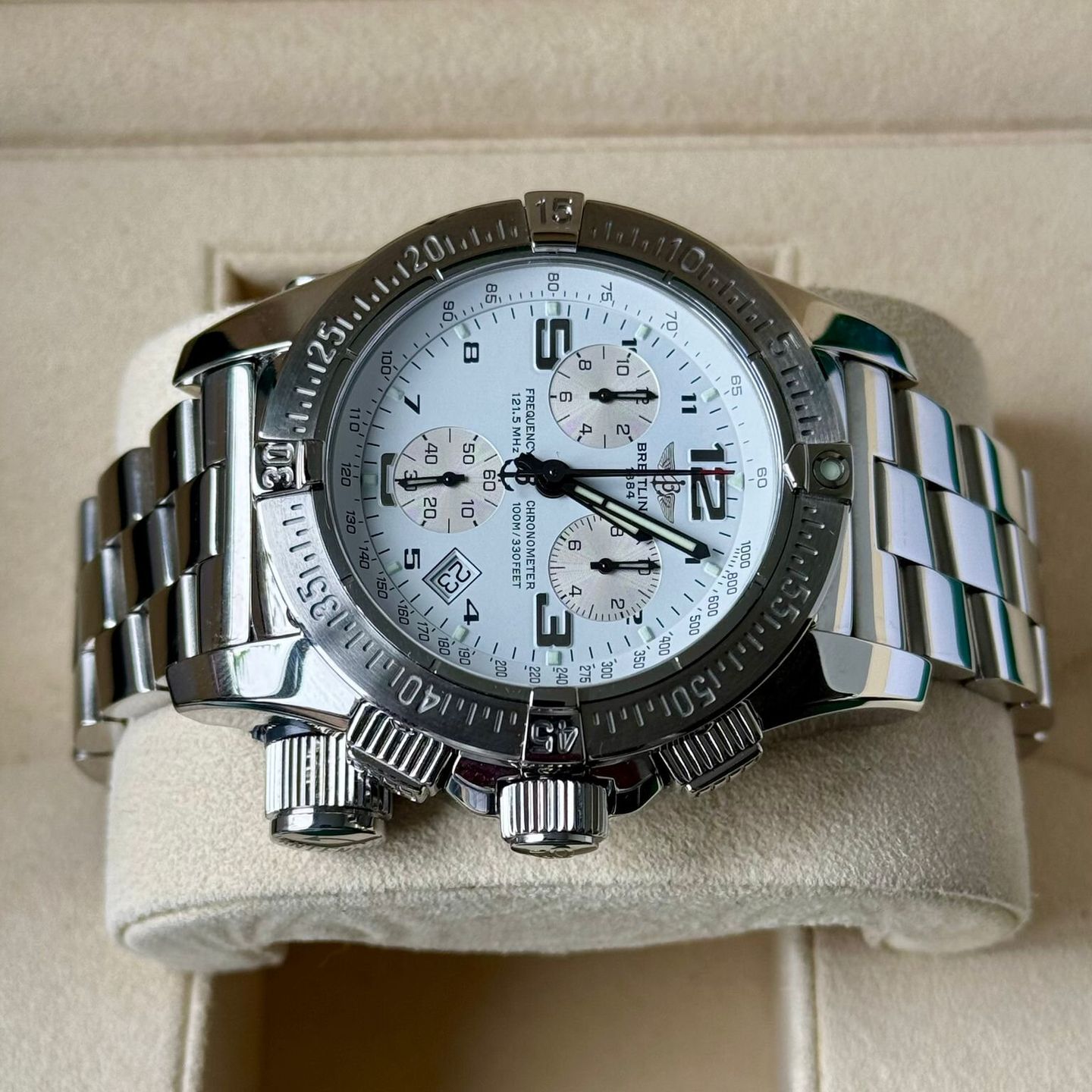 Breitling Emergency A73321 (2006) - 45 mm Steel case (4/7)