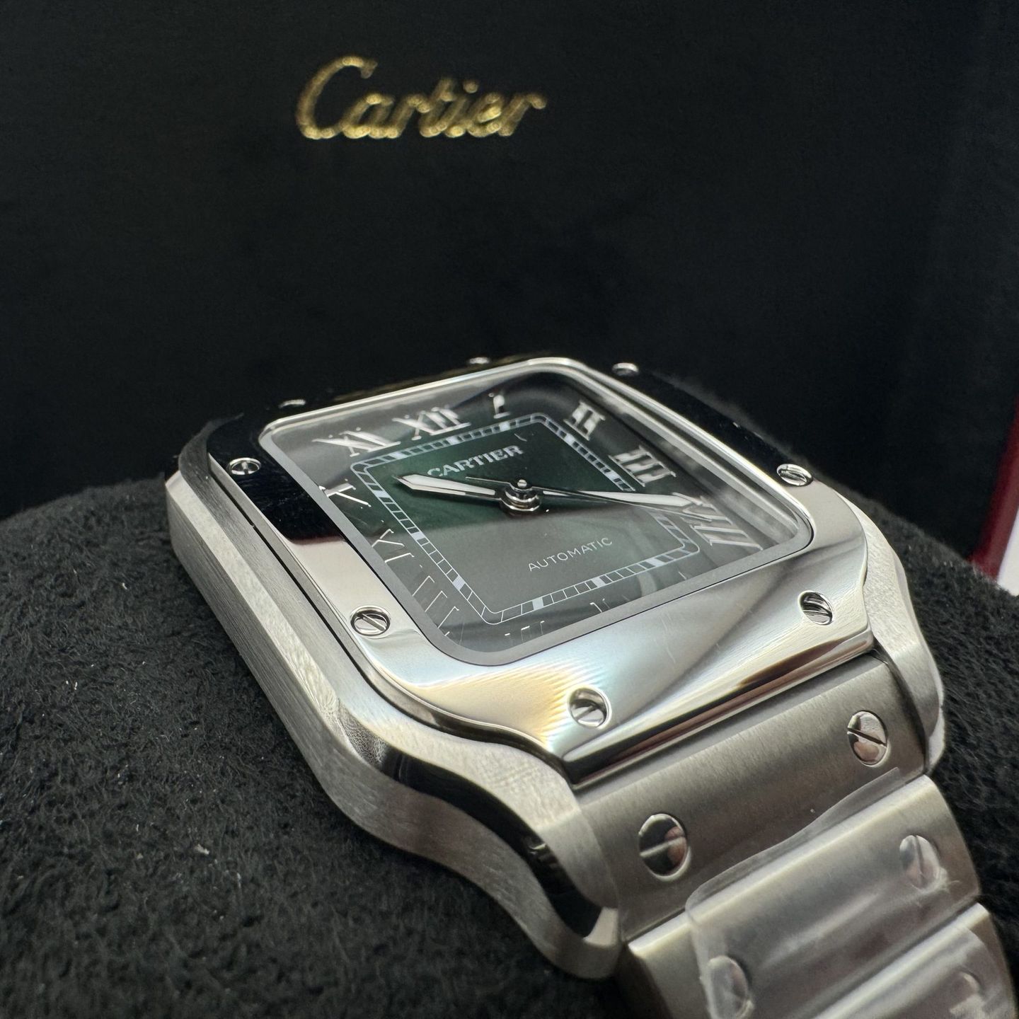 Cartier Santos WSSA0061 (2024) - Green dial 35 mm Steel case (8/8)