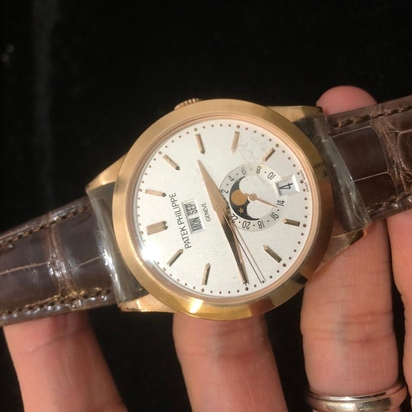 Patek Philippe Annual Calendar 5396R-011 - (6/10)