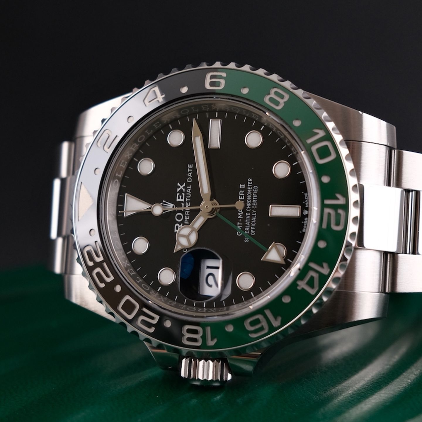 Rolex GMT-Master II 126720VTNR (2023) - Black dial 40 mm Steel case (2/8)