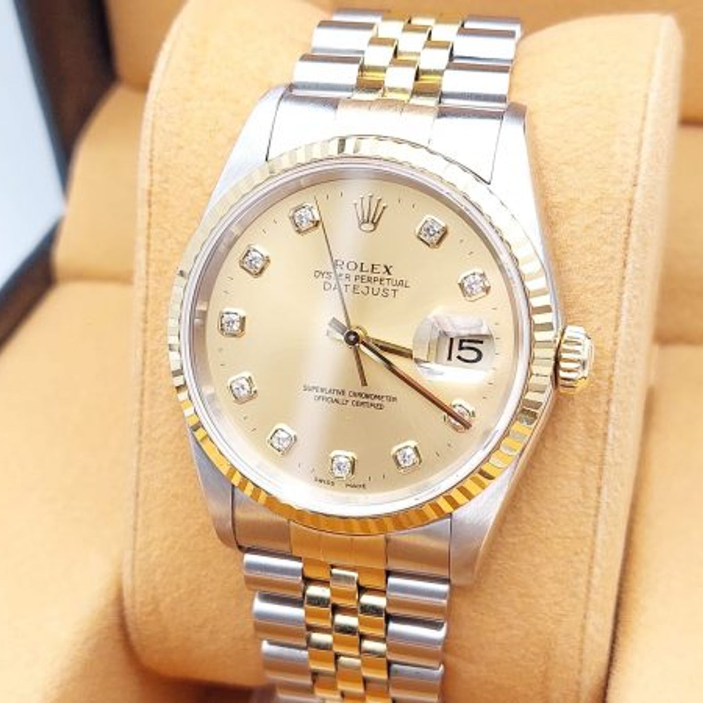 Rolex Datejust 36 16233 (1999) - Champagne dial 36 mm Gold/Steel case (6/8)