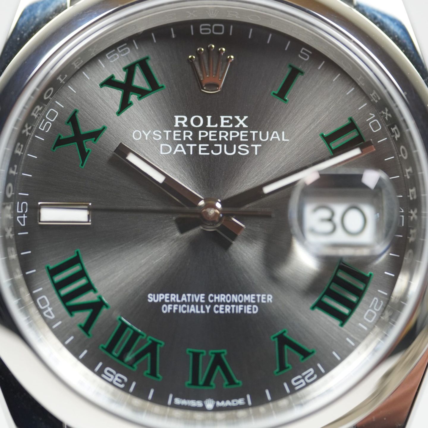 Rolex Datejust 36 126200 (2024) - Grey dial 36 mm Steel case (4/8)