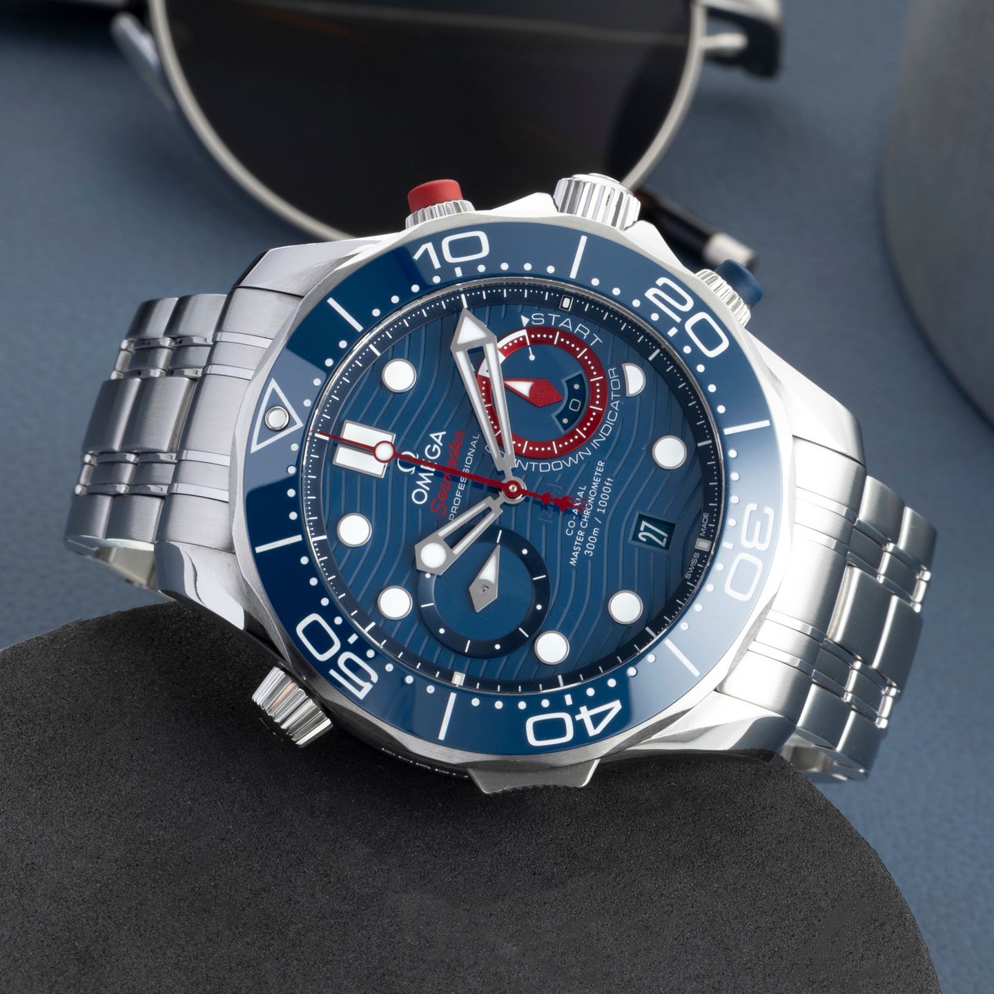 Omega Seamaster Diver 300 M 210.30.44.51.03.002 - (2/8)