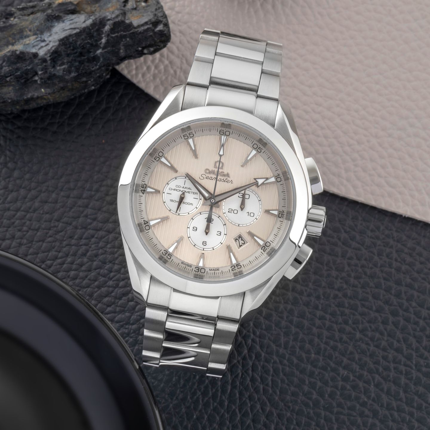 Omega Seamaster Aqua Terra 231.10.44.50.09.001 (Unknown (random serial)) - Beige dial 44 mm Steel case (1/8)
