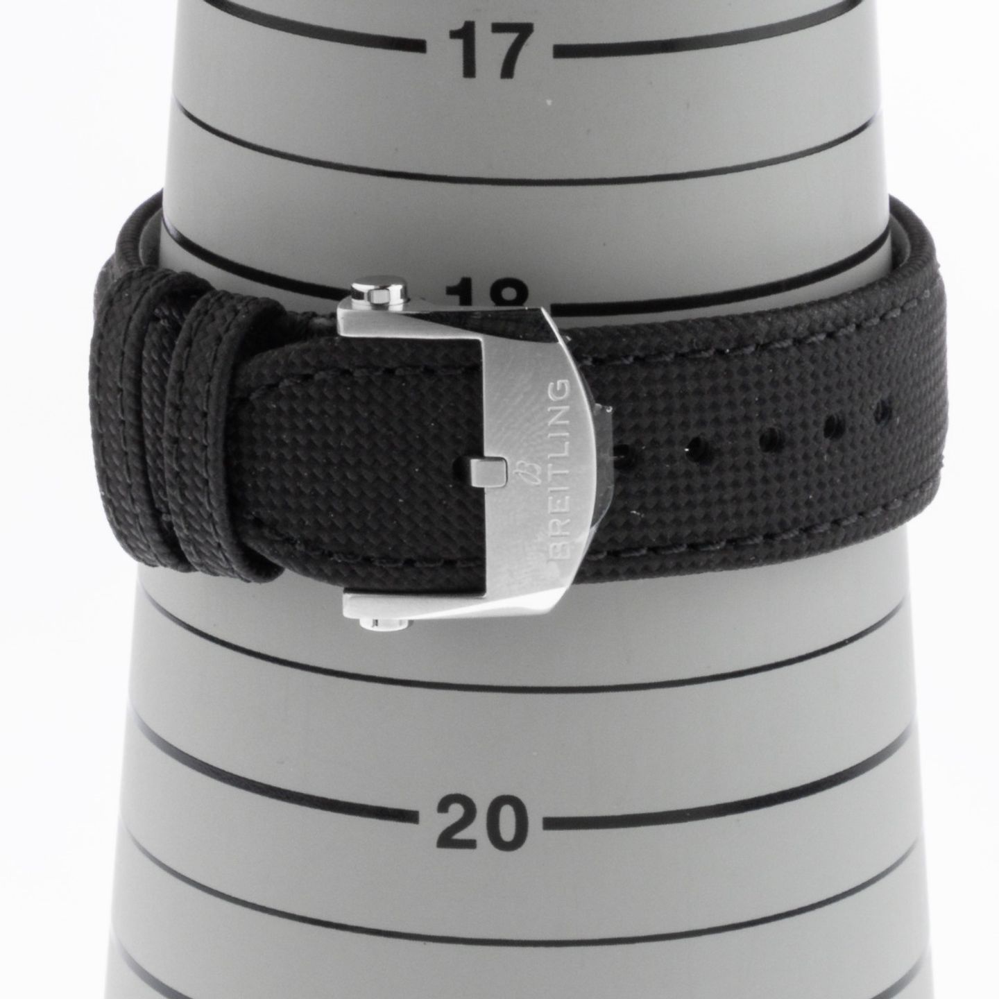 Breitling Avenger A17328101B1X1 (2026) - 42mm Staal (8/8)