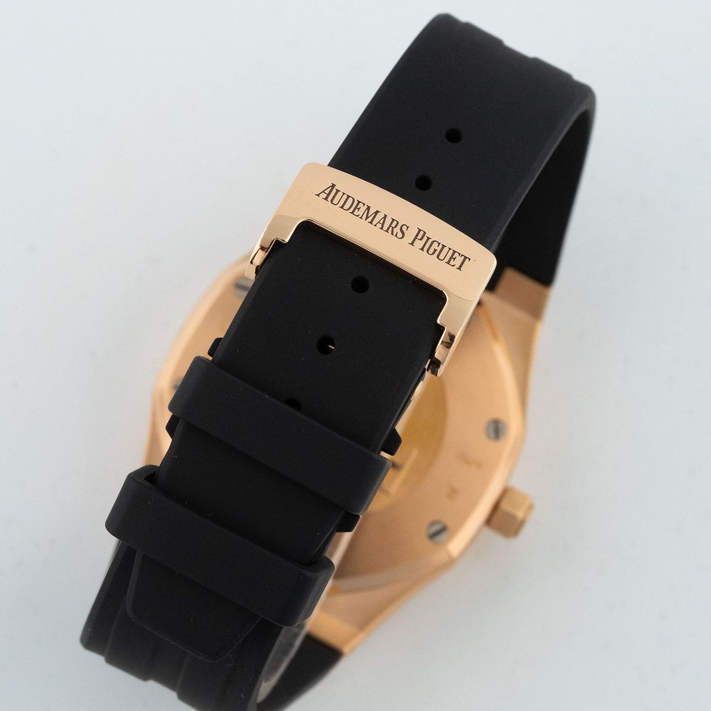 Audemars Piguet Royal Oak Dual Time 26120OR.OO.D002CR.01 (2016) - Black dial 39 mm Rose Gold case (4/6)