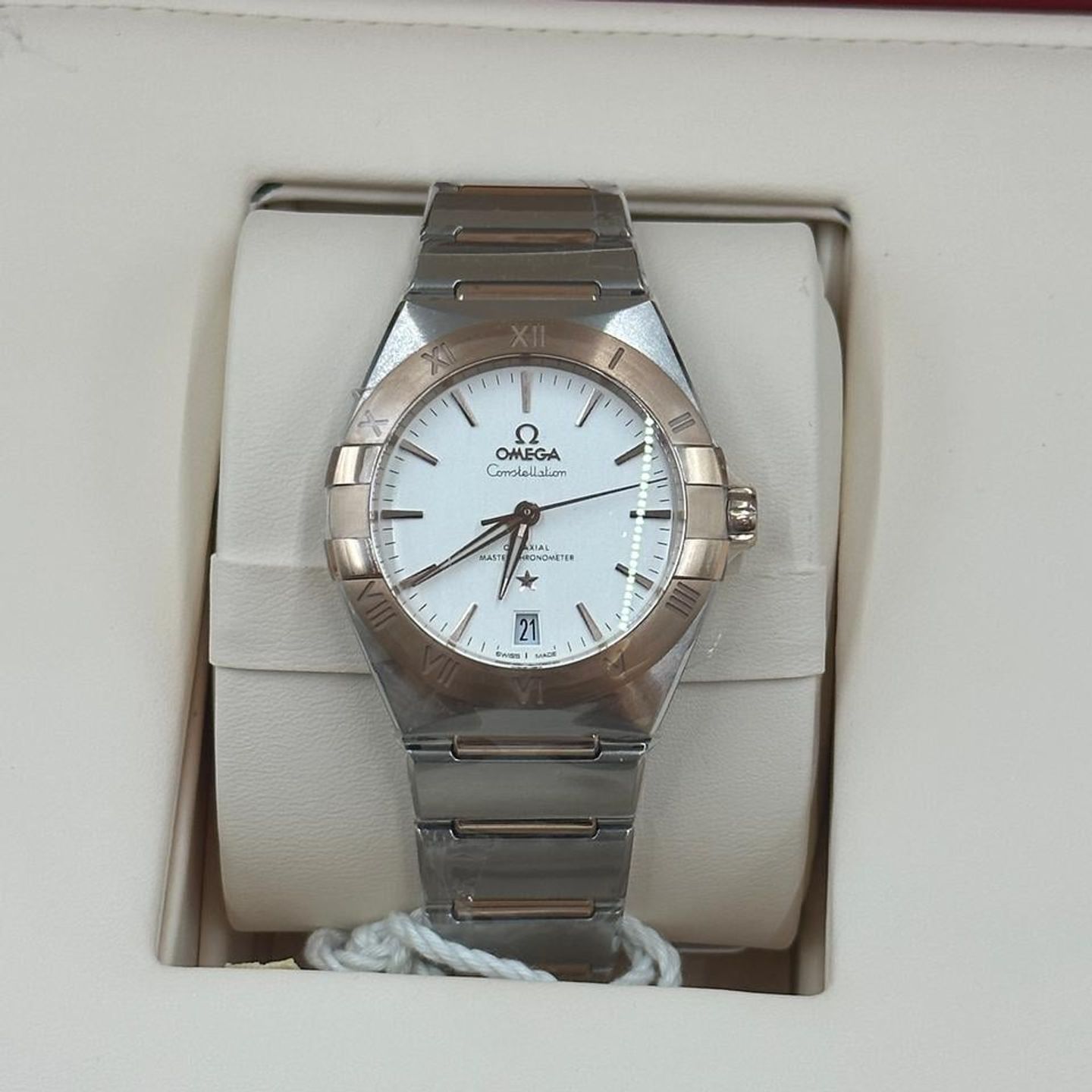 Omega Constellation 131.20.36.20.02.001 - (4/10)