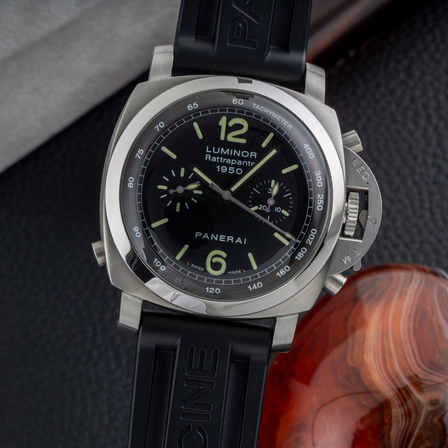 Panerai Luminor 1950 3 Days Chrono Flyback PAM00213 (Unknown (random serial)) - Black dial 44 mm Steel case (3/8)