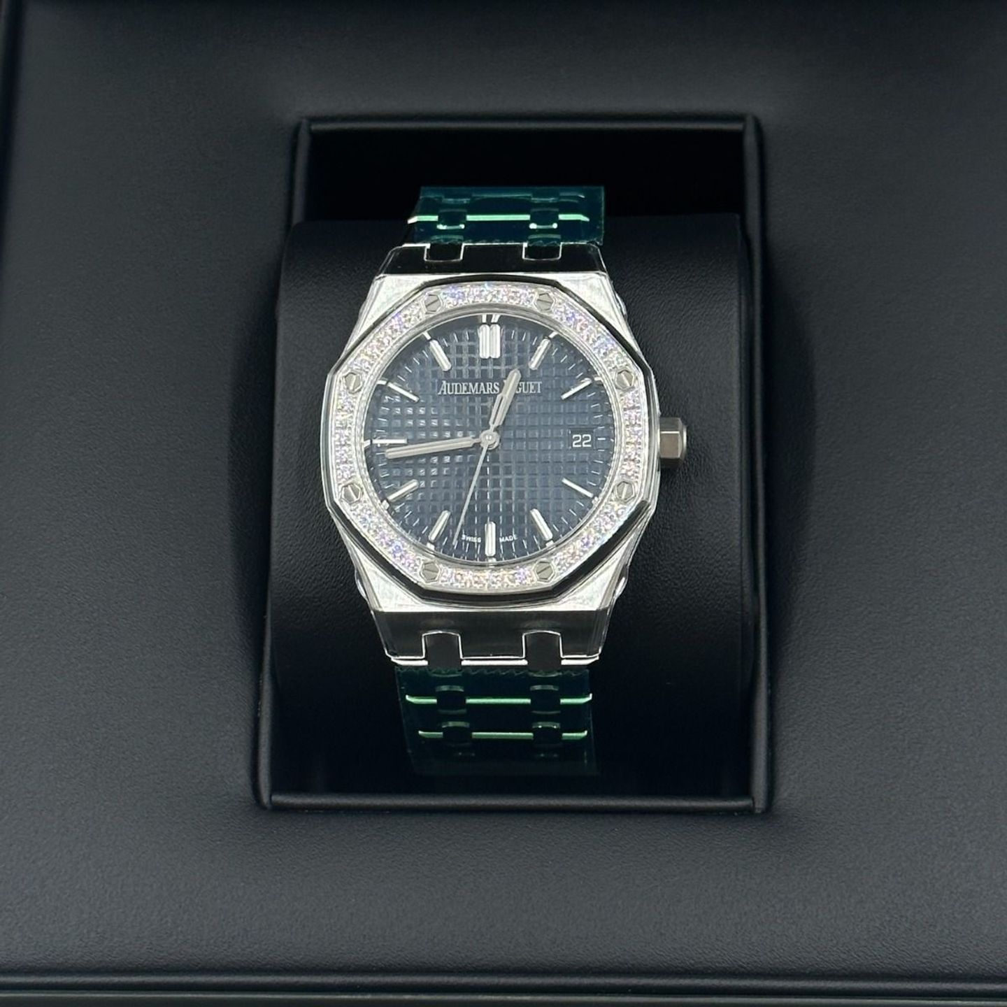 Audemars Piguet Royal Oak Selfwinding 77451ST.ZZ.1361ST.04 (2024) - Blauw wijzerplaat 34mm Staal (5/8)