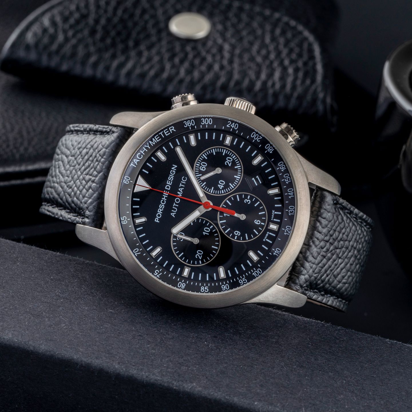 IWC Porsche Design IW3732 - (2/8)