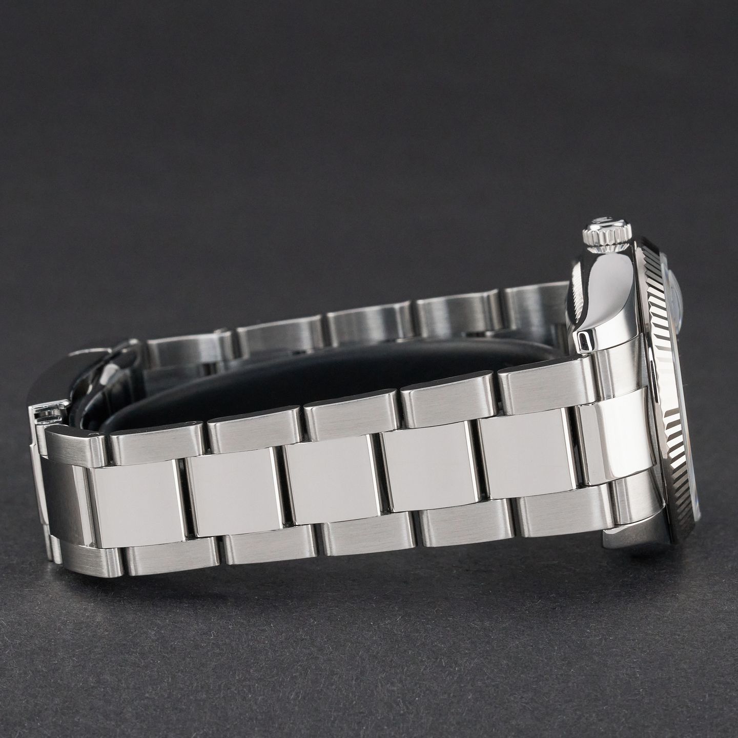 Rolex Oyster Perpetual Date 115234 (2007) - Blue dial 34 mm Steel case (5/7)