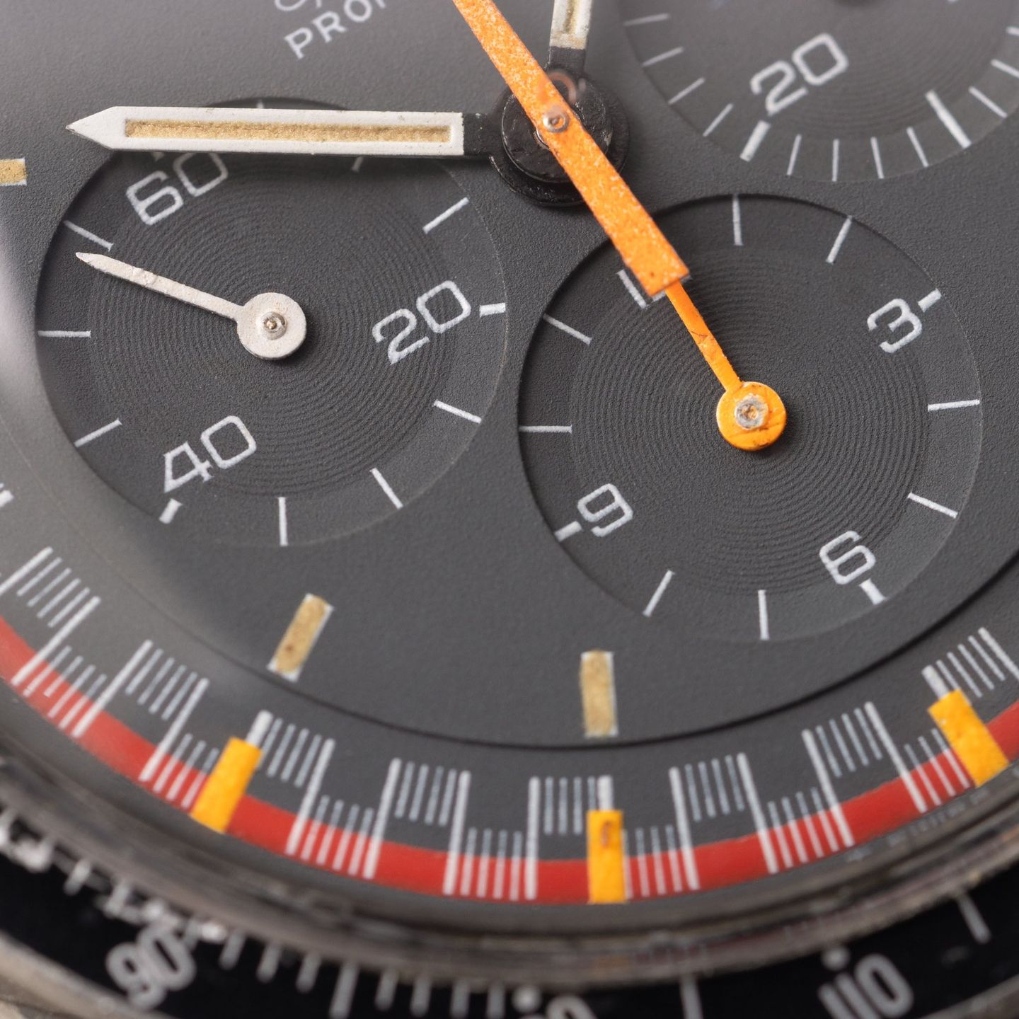 Omega Speedmaster is (Unknown (random serial)) - Grey dial 42 mm Steel case (4/8)