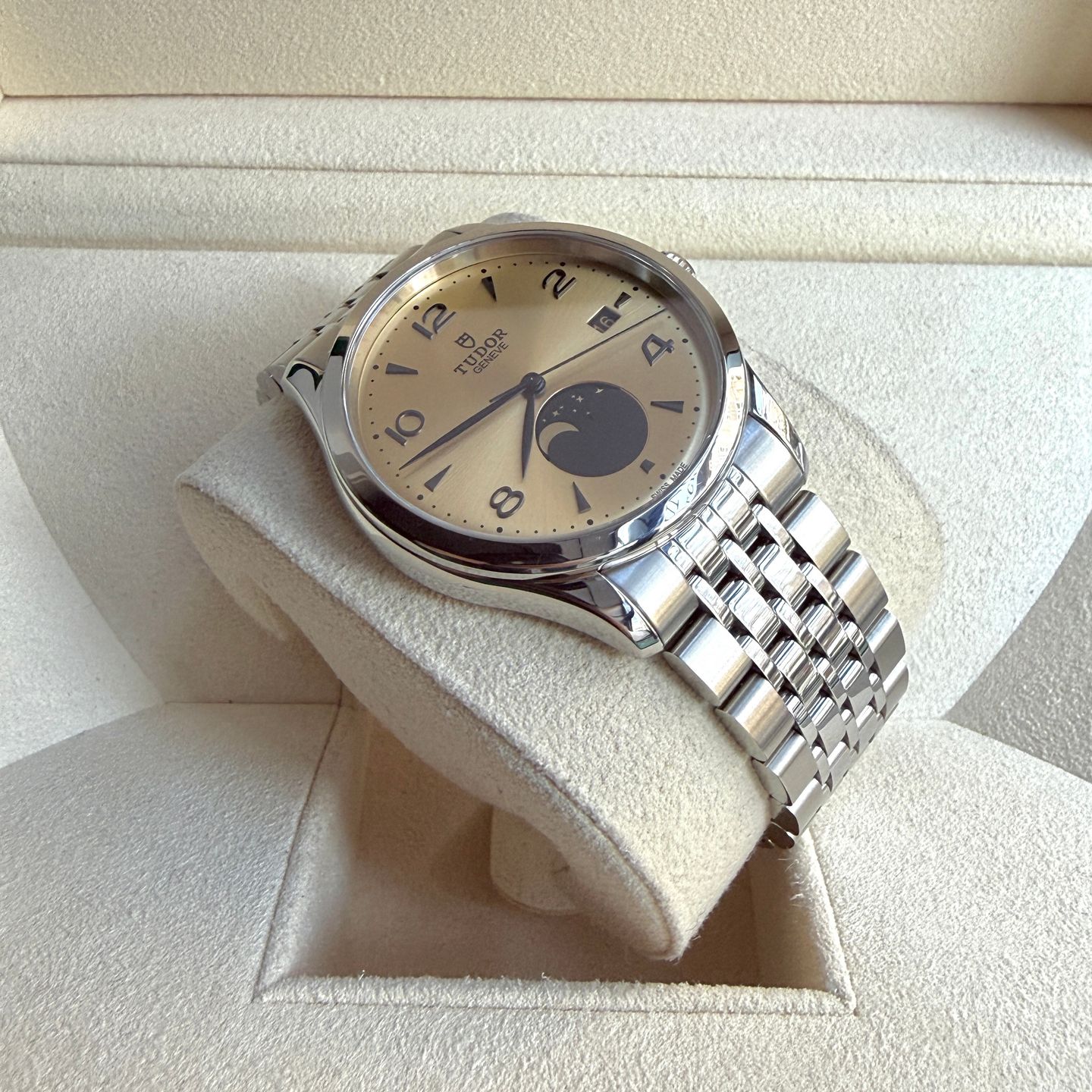 Tudor 1926 91560 - (3/6)