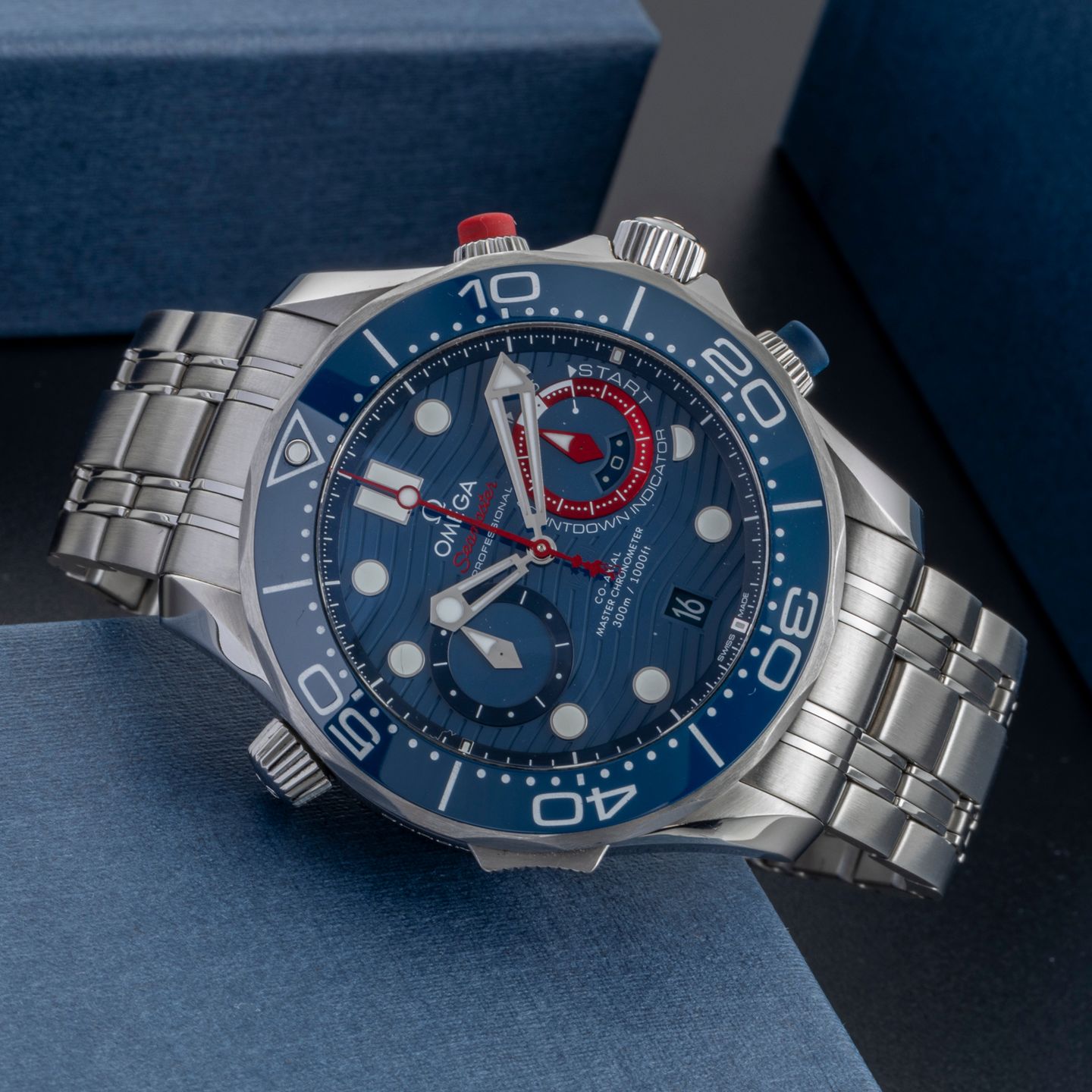Omega Seamaster Diver 300 M 210.30.44.51.03.002 - (2/8)