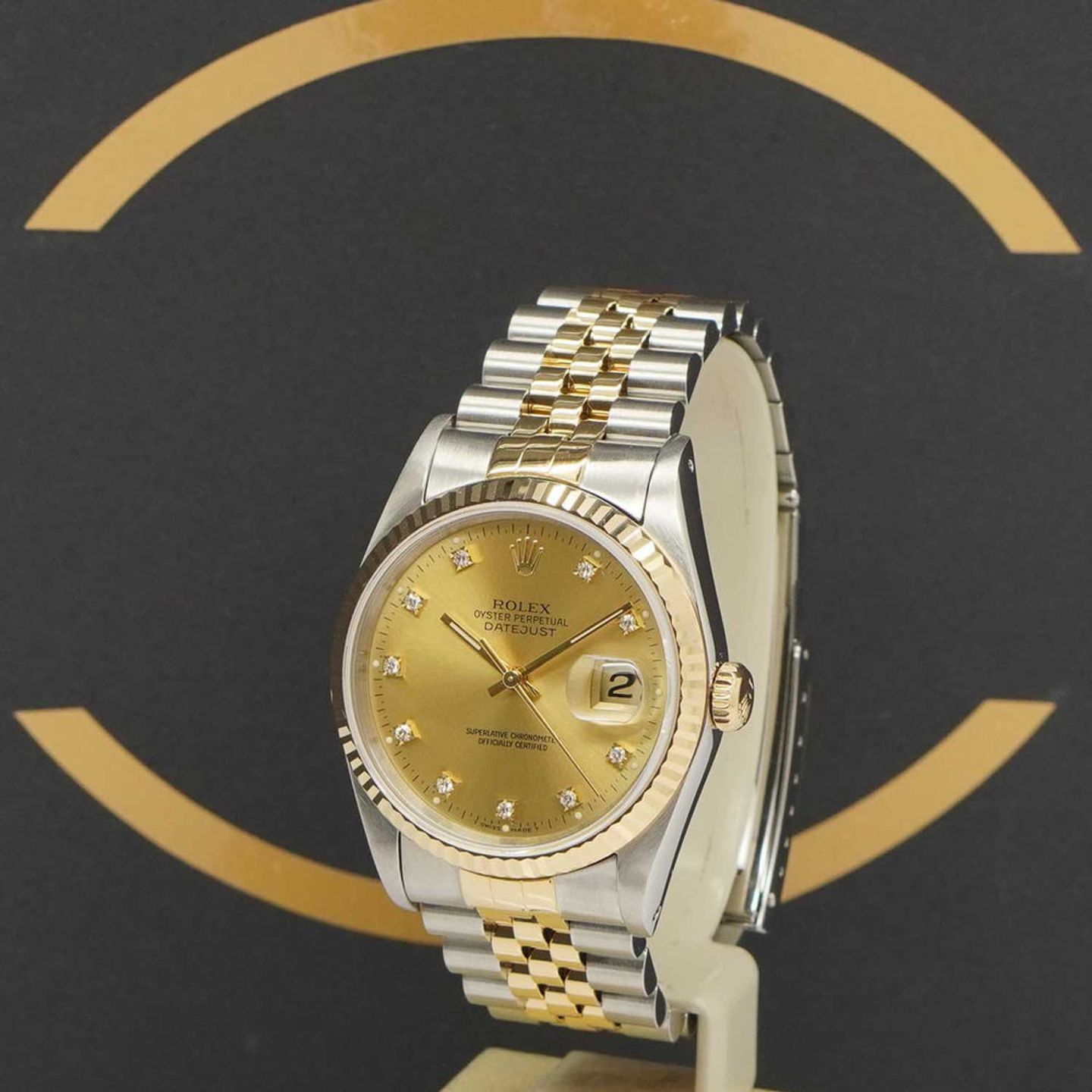 Rolex Datejust 36 16233 (1994) - Goud wijzerplaat 36mm Goud/Staal (2/7)
