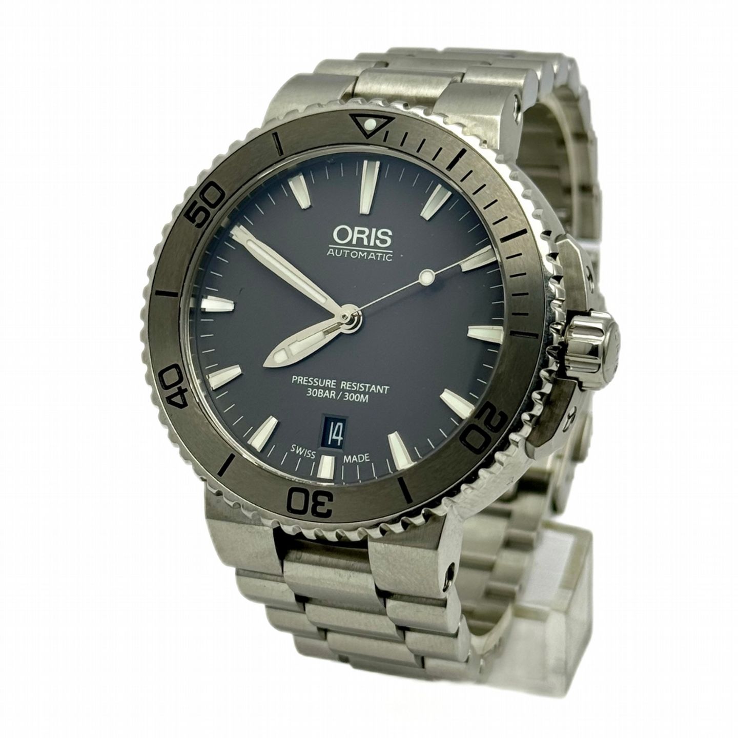 Oris Aquis Date 01 733 7676 4153-07 4 21 34 (2015) - Grey dial 40 mm Steel case (1/10)
