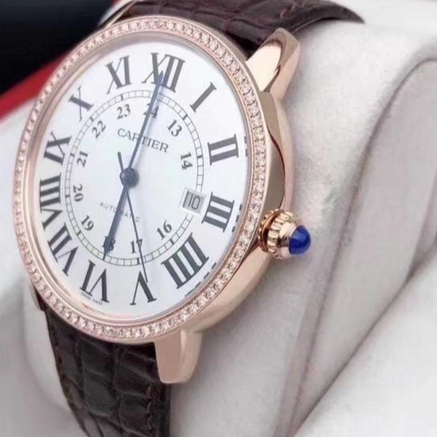 Cartier Ronde Solo de Cartier W6701009 (2023) - Zilver wijzerplaat 42mm Roségoud (1/6)