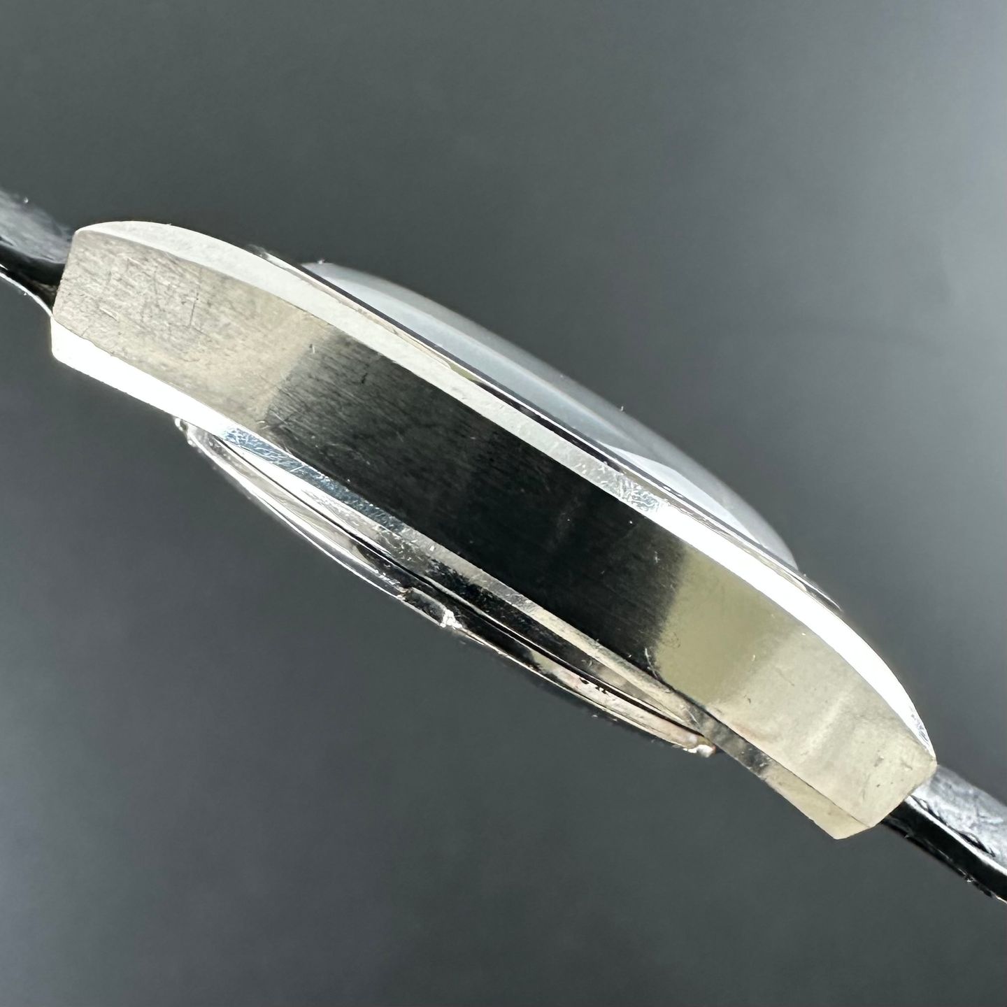 Omega Genève 196.003 (1973) - Blauw wijzerplaat 44mm Staal (6/8)