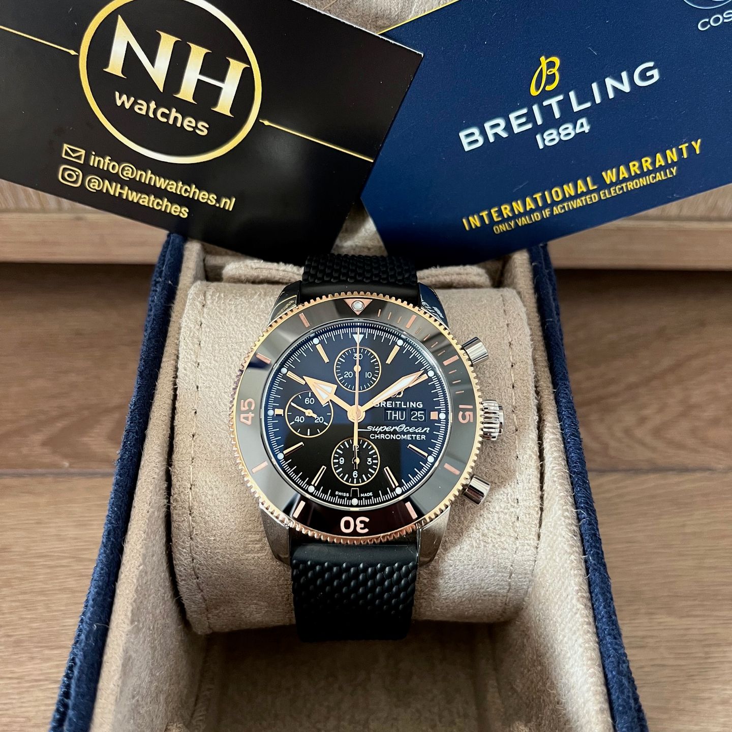 Breitling Superocean Heritage II Chronograph U13313121B1S1 (2022) - Zwart wijzerplaat 44mm Staal (1/8)