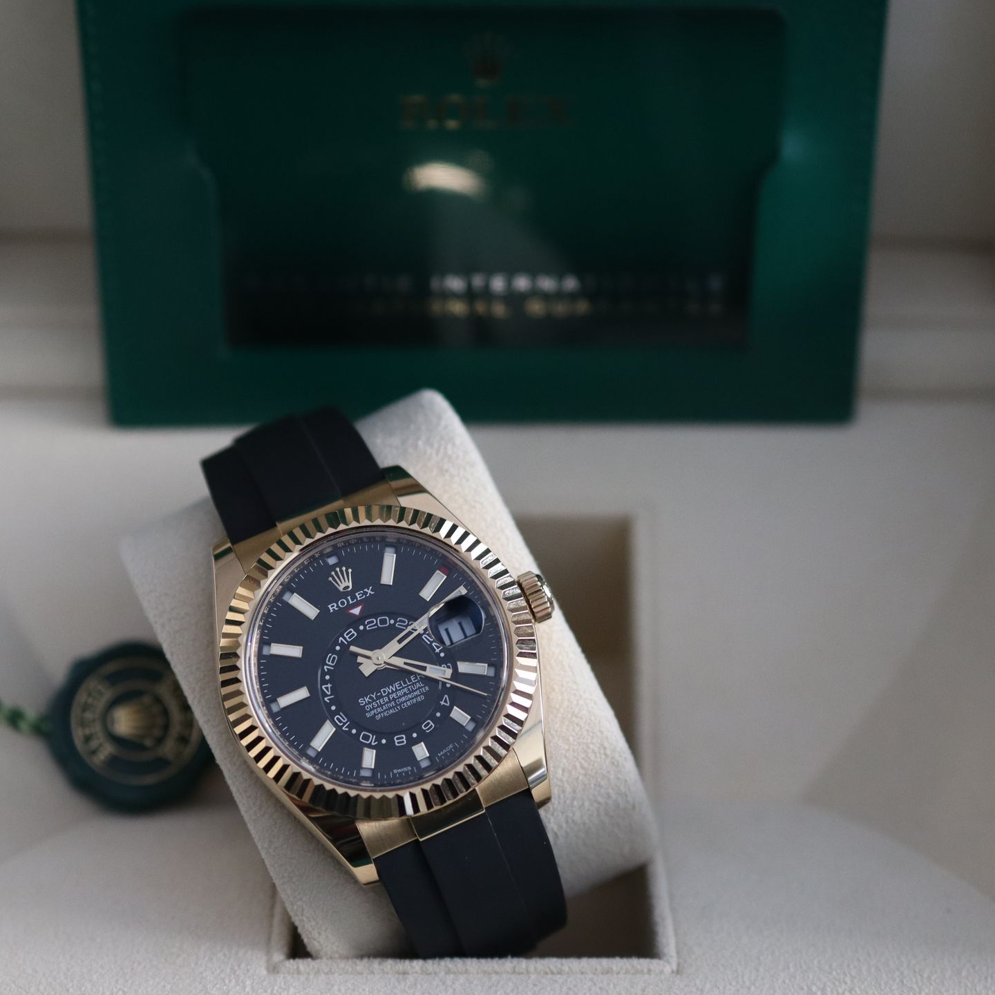 Rolex Sky-Dweller 326238 - (4/8)