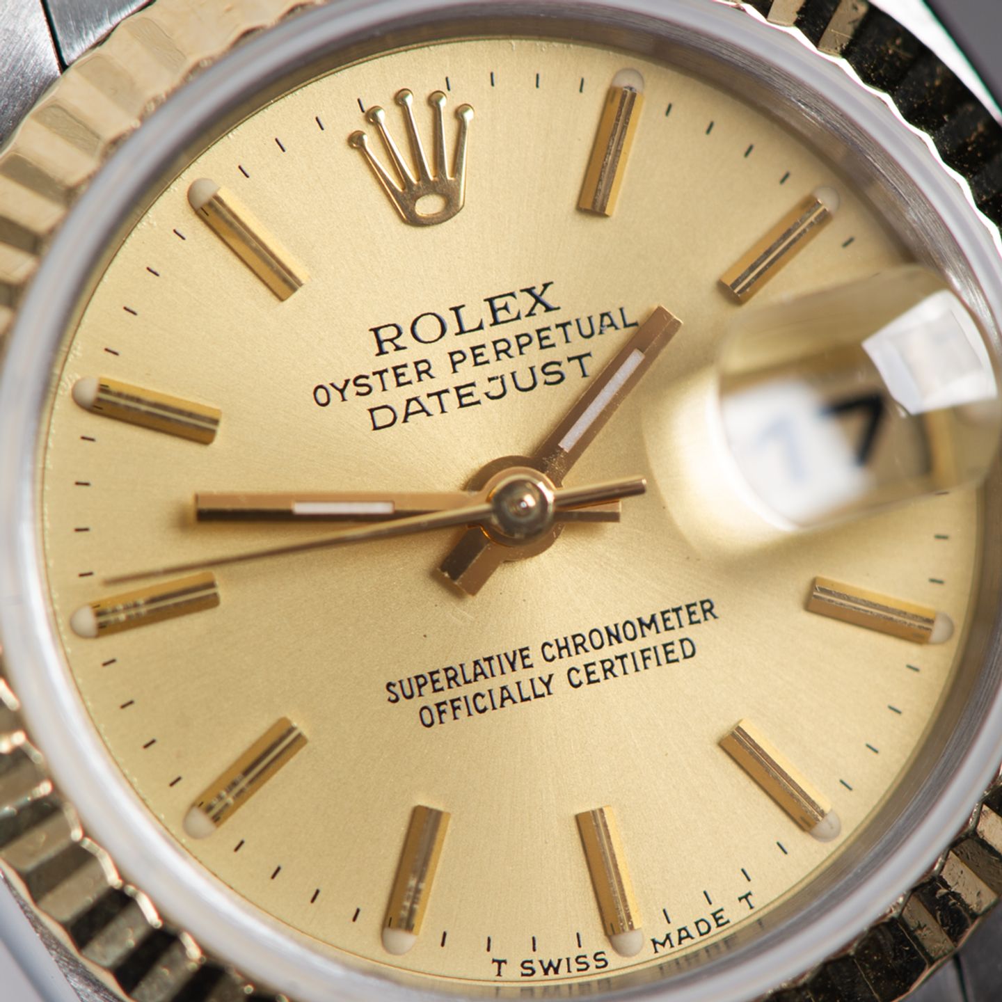 Rolex Lady-Datejust 69173 (1996) - Champagne wijzerplaat 26mm Goud/Staal (2/8)