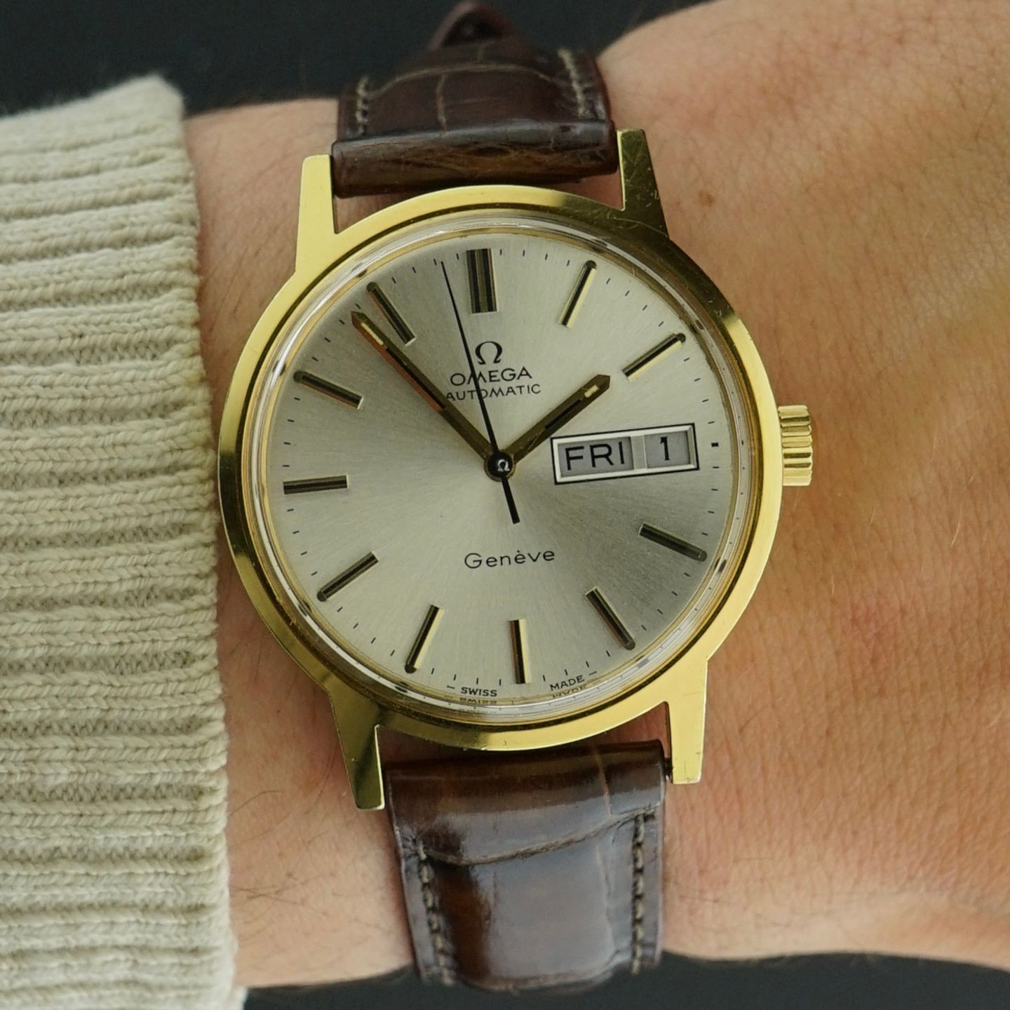 Omega Genève 166.0117 - (2/8)