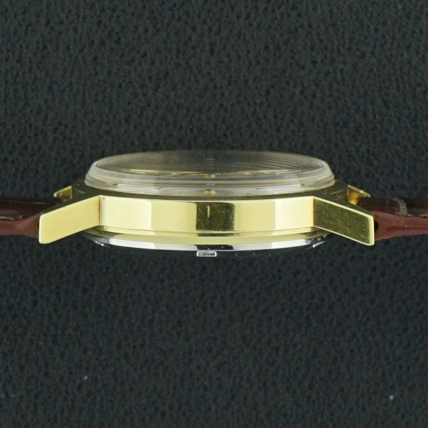 Omega Genève 166.0117 - (5/8)