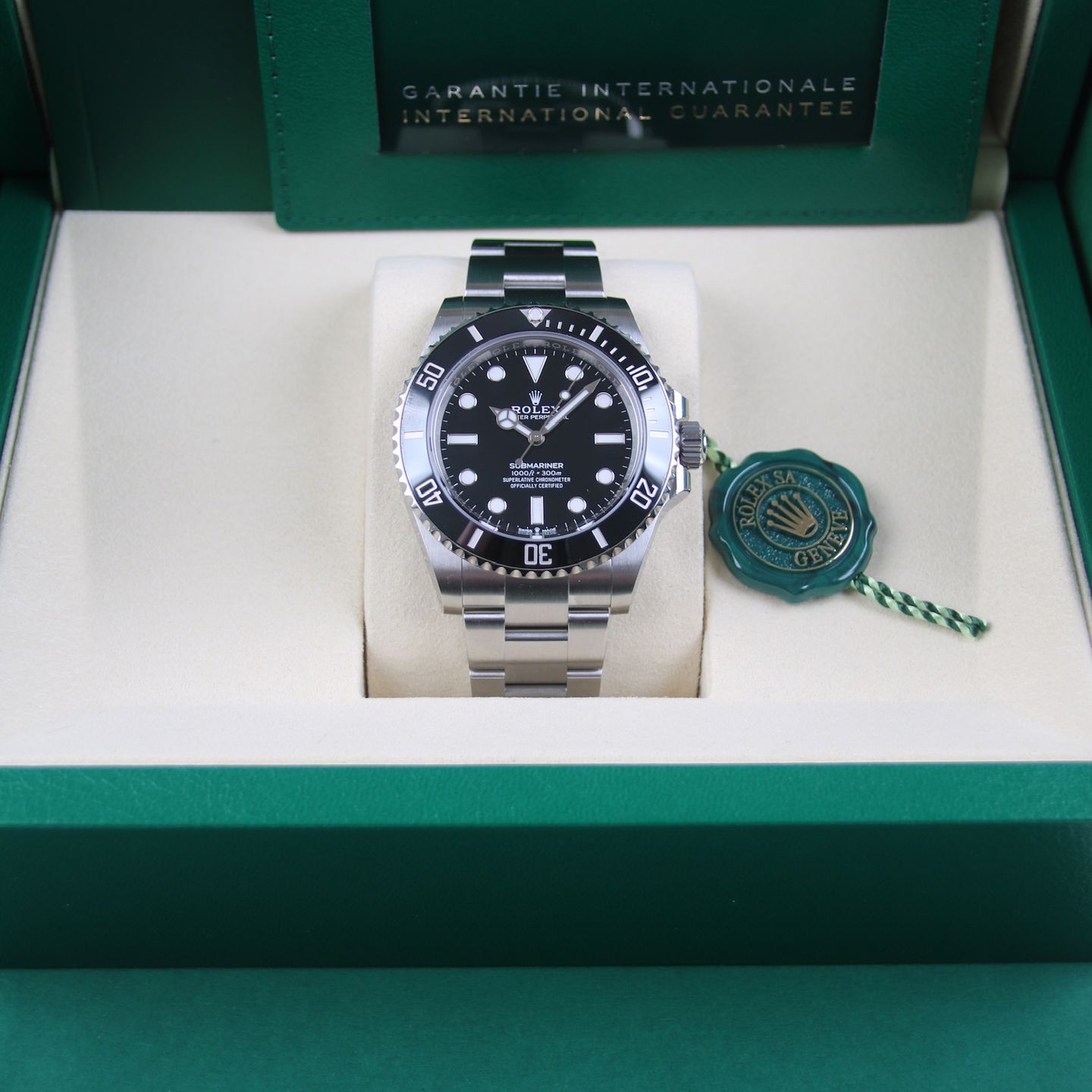 Rolex Submariner No Date 124060 (2025) - Black dial 41 mm Steel case (5/5)