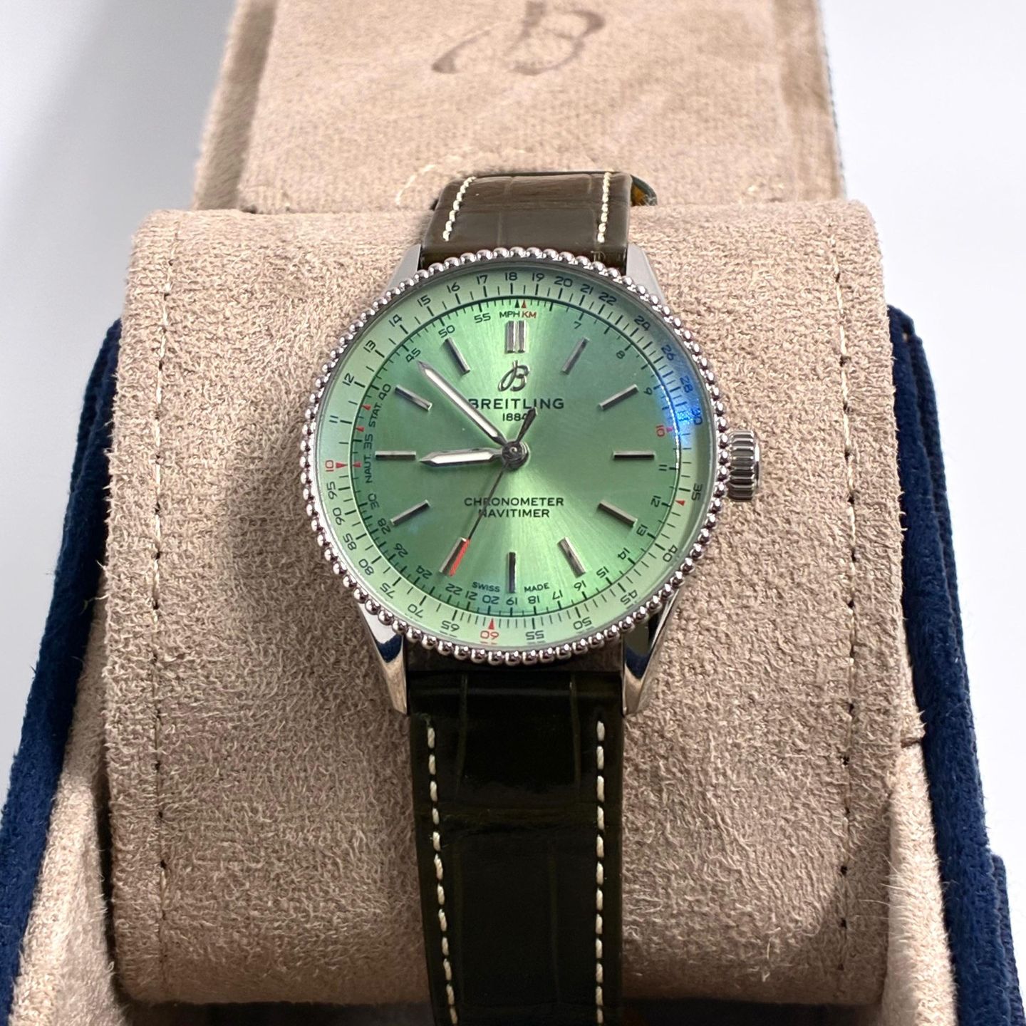 Breitling Navitimer A17327361L1P1 - (1/8)