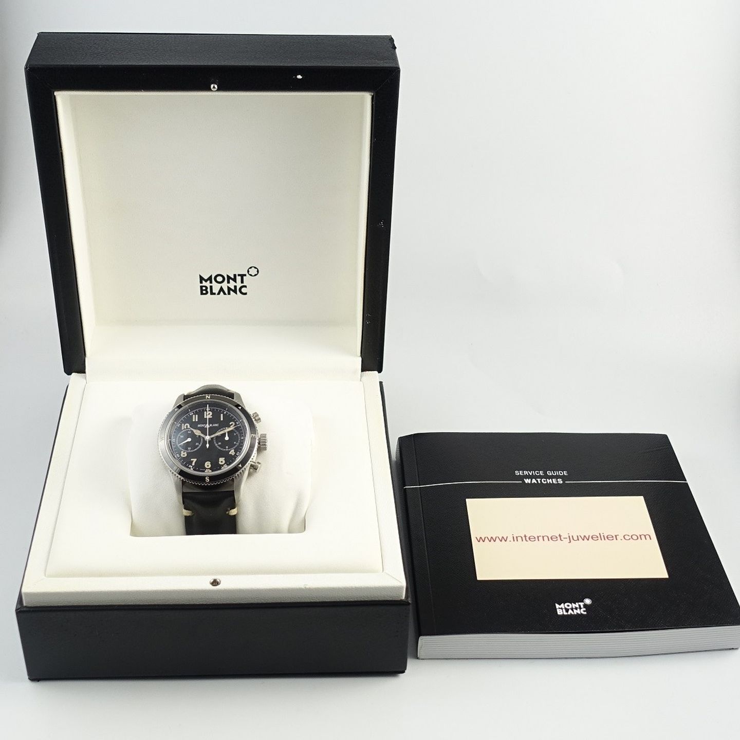 Montblanc 1858 126915 (2024) - Black dial 42 mm Steel case (7/7)