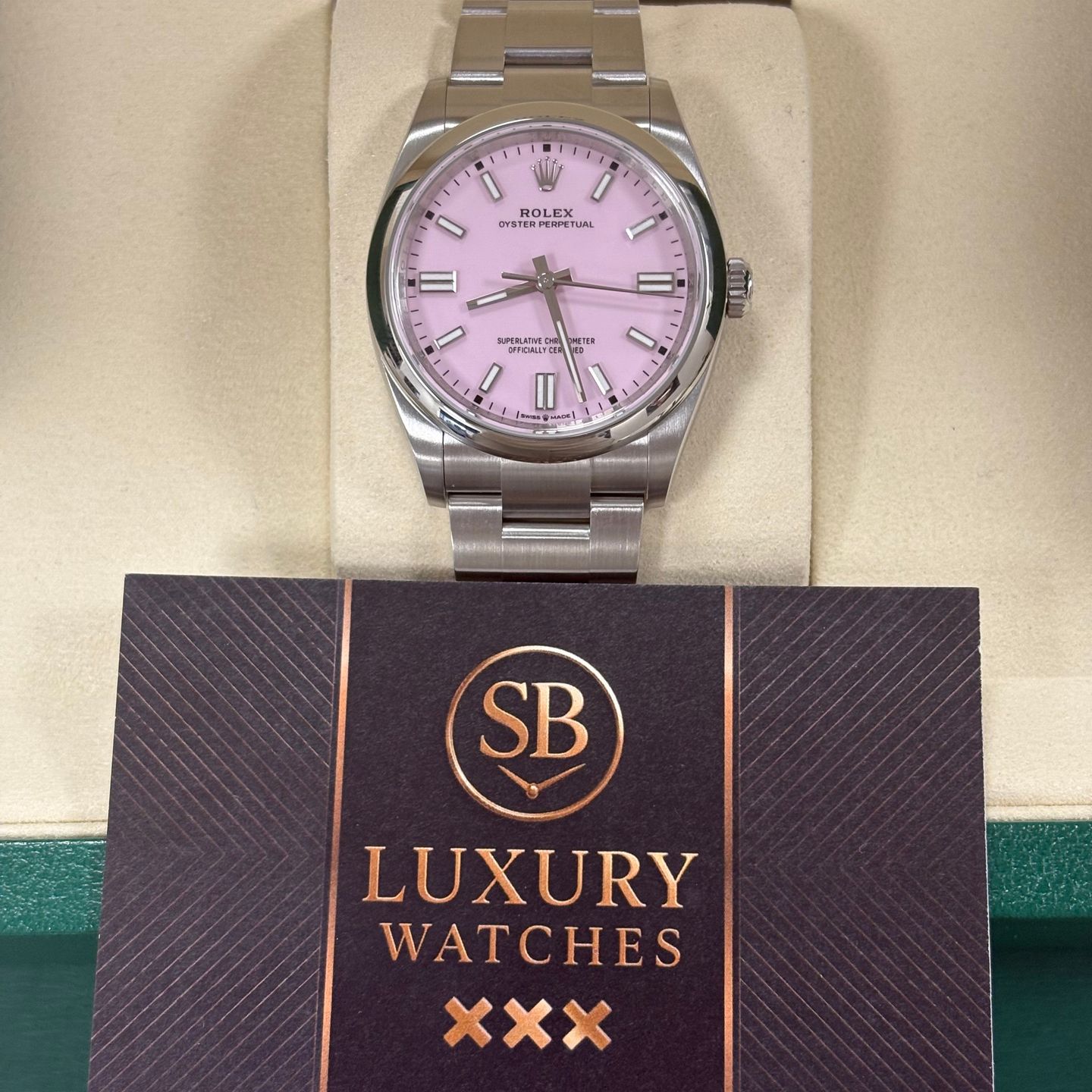 Rolex Oyster Perpetual 36 126000 - (1/2)