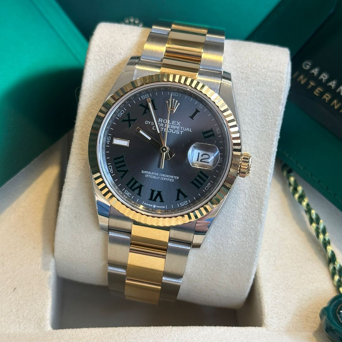 Rolex Datejust 36 126233 (2026) - Grijs wijzerplaat 36mm Goud/Staal (4/7)