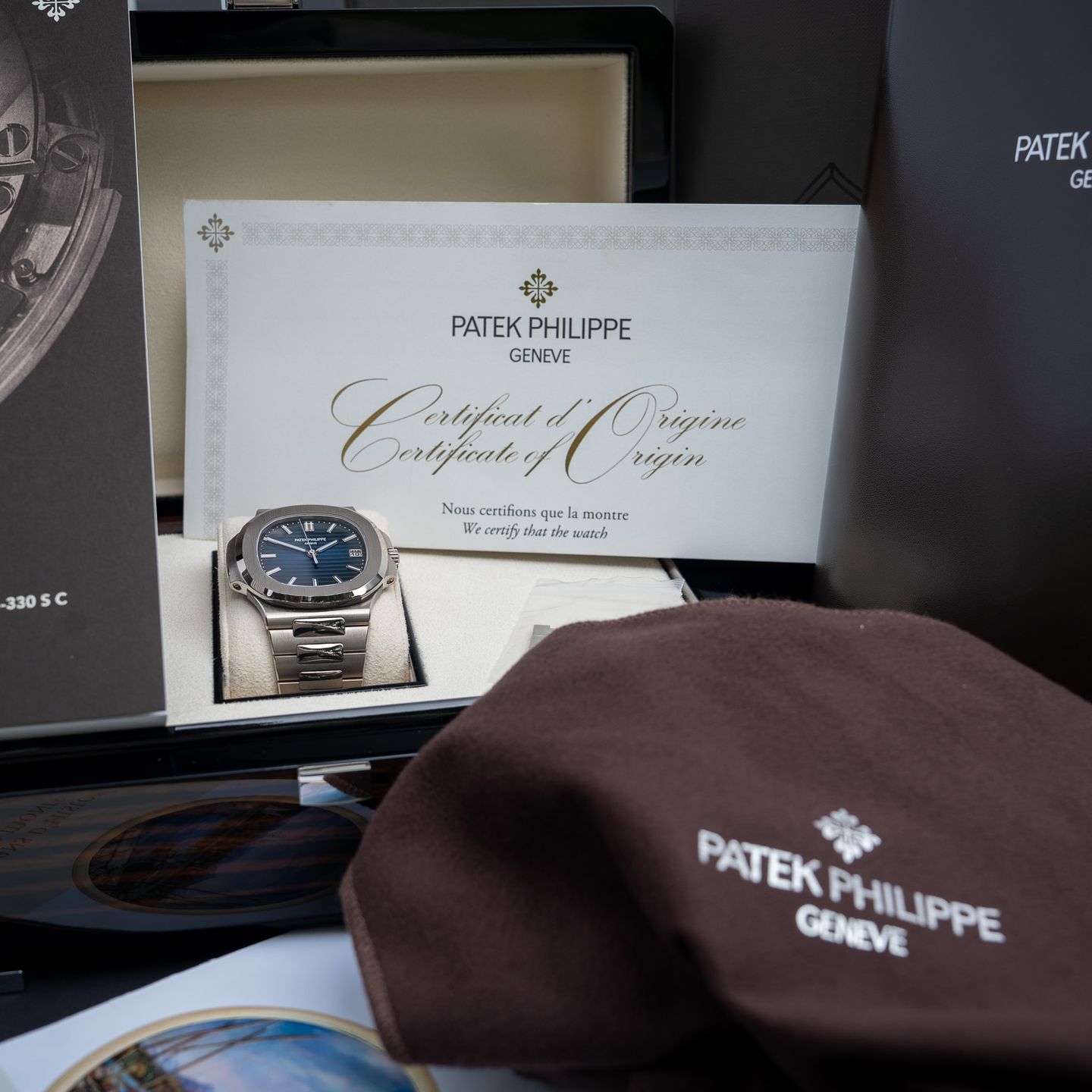 Patek Philippe Nautilus 5811 - (3/8)