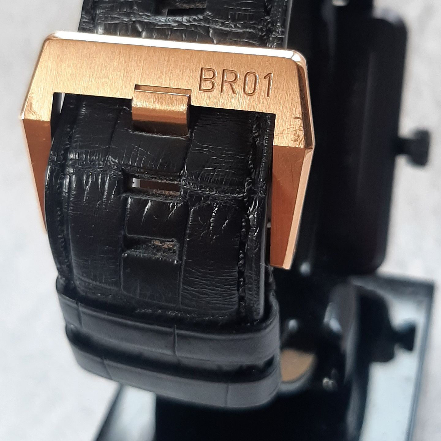 Bell & Ross BR 01-92 BR0192-BICOLOR (2008) - Black dial 46 mm Gold/Steel case (5/8)