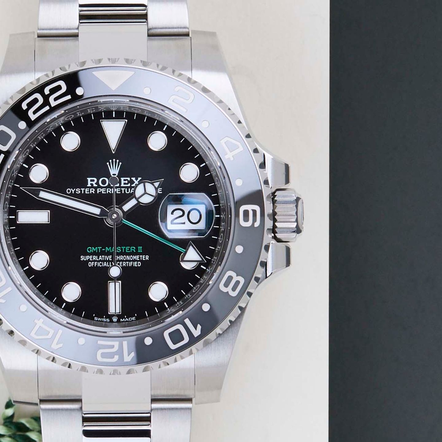 Rolex GMT-Master II 126710GRNR (2025) - Black dial 40 mm Steel case (5/8)